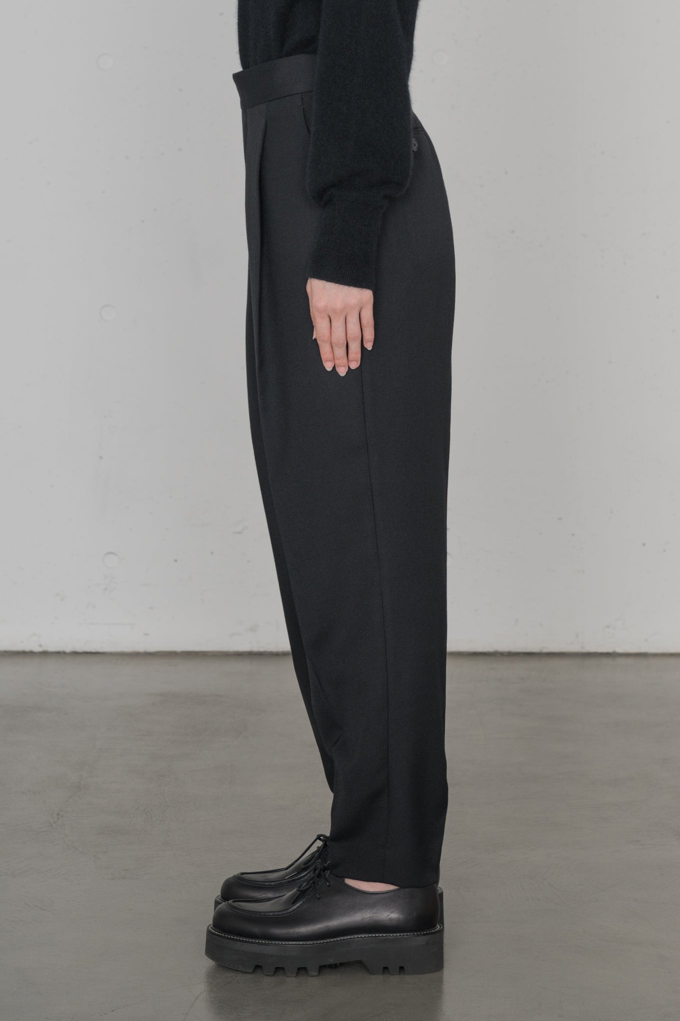 DOESKIN TAPERED PANTS