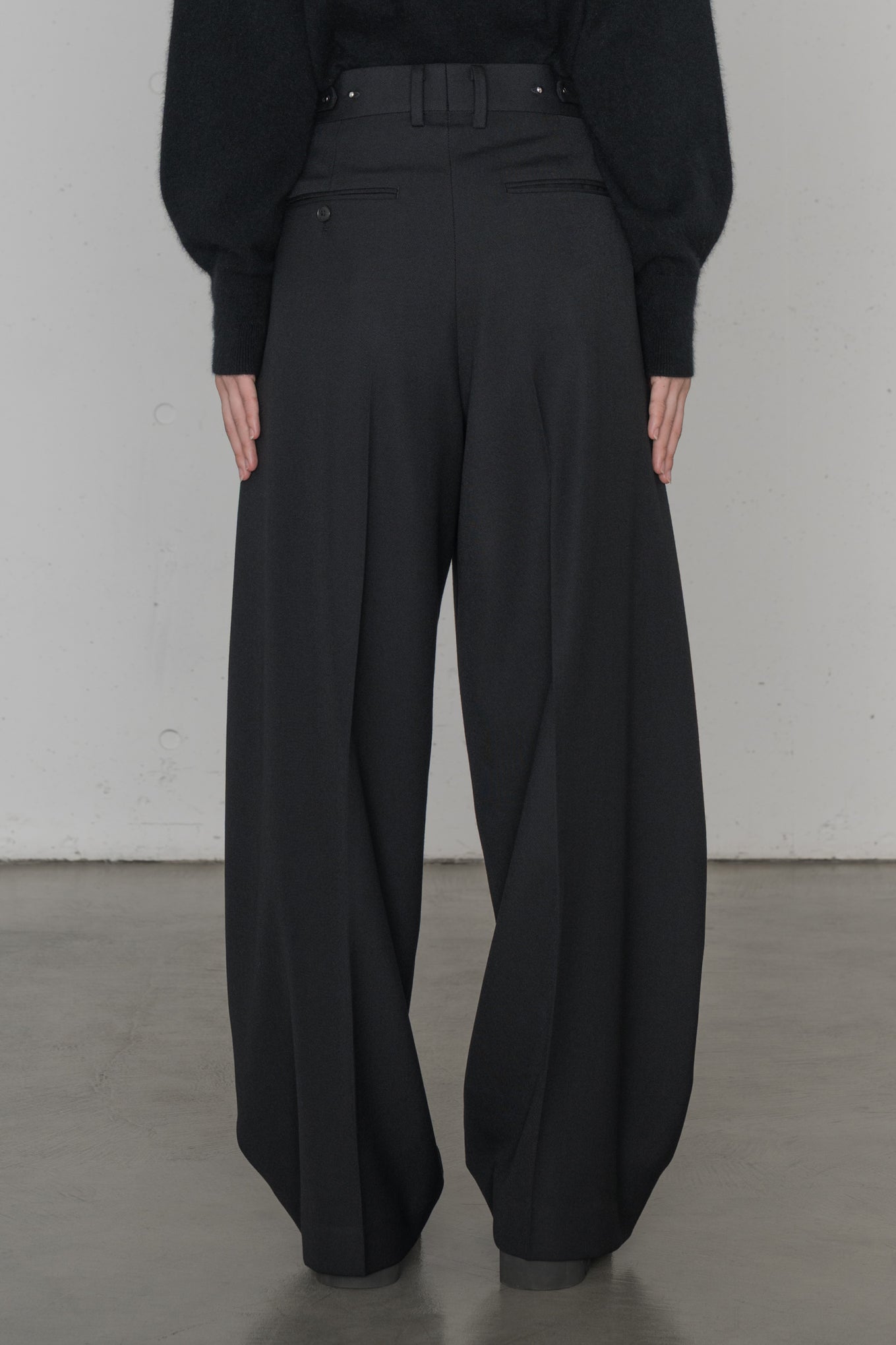 DOESKIN BARREL LEG PANTS