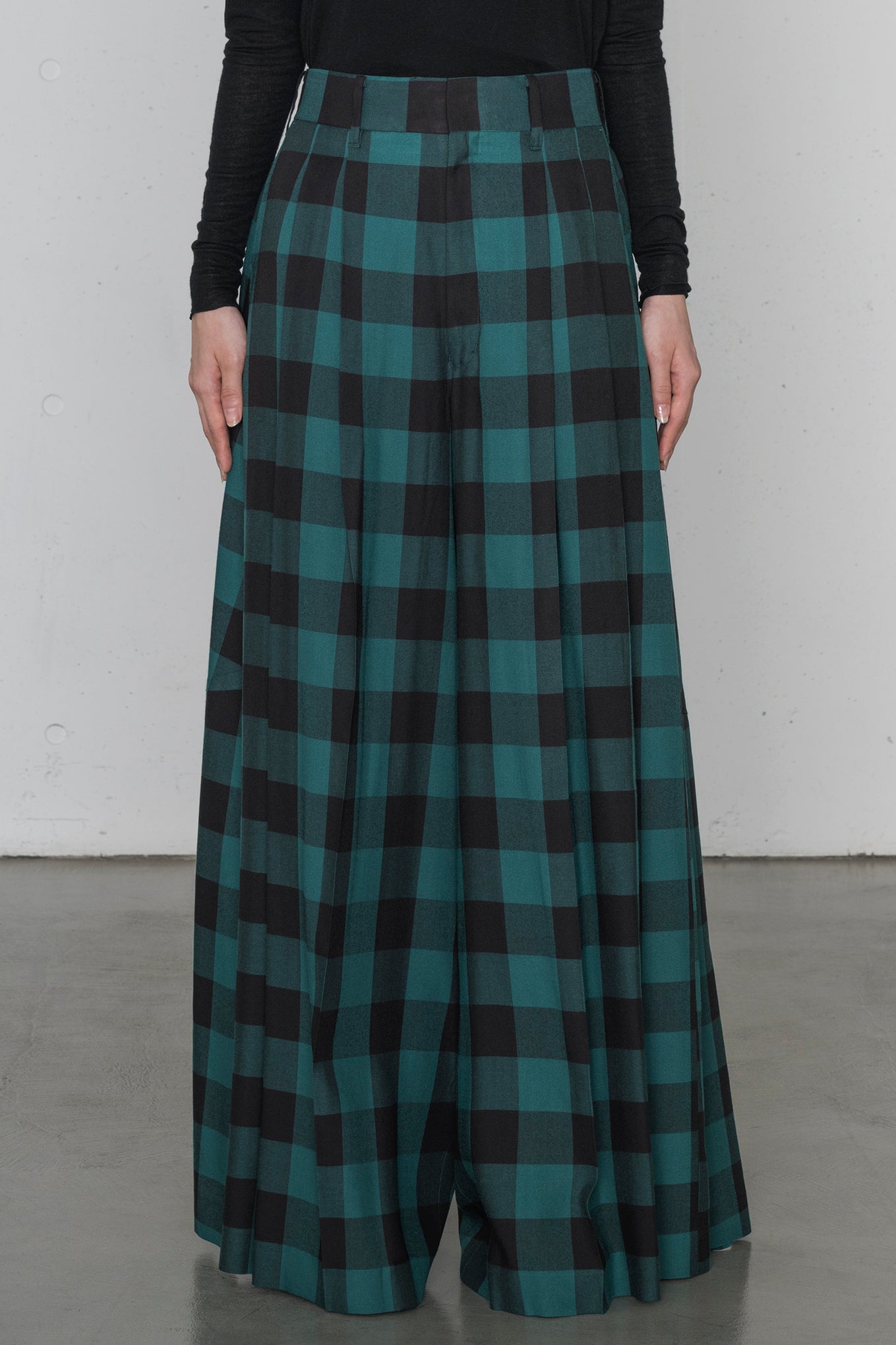 RAYON PLAID SUPER WIDE PANTS
