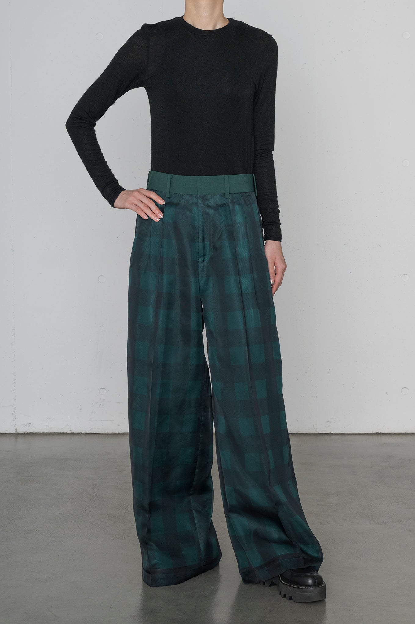 SHEER PLAID WIDE PANTS
