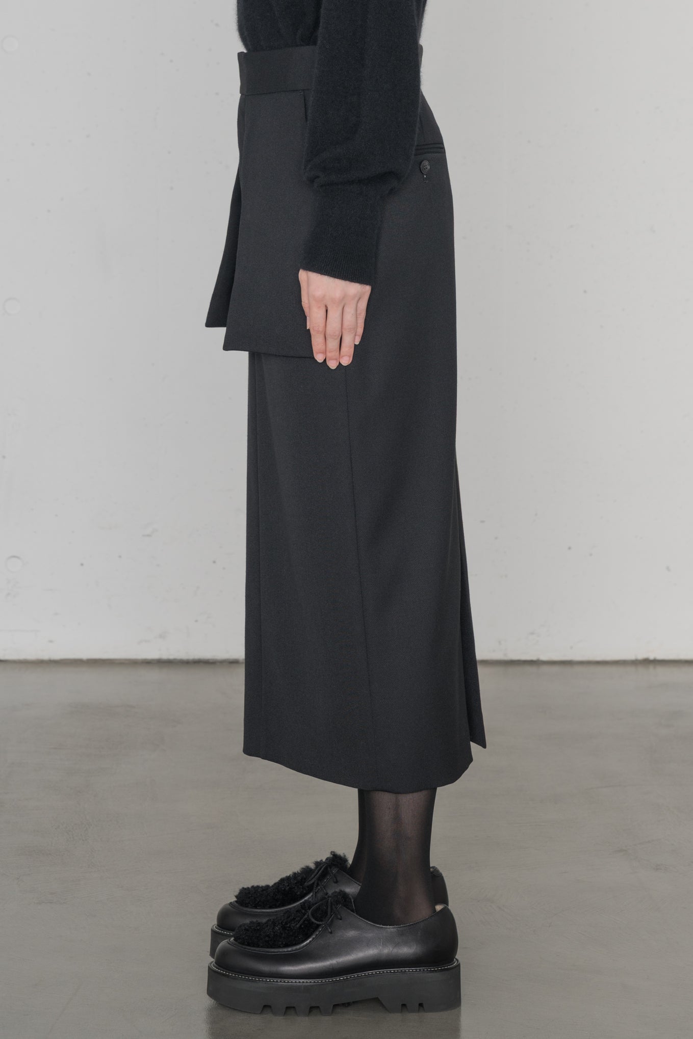 DOESKIN MIDI SKIRT