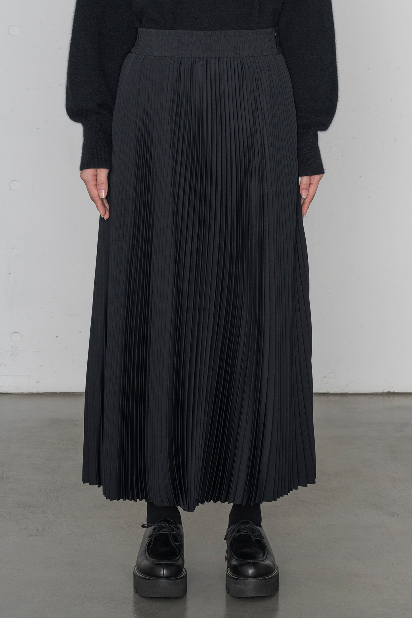 TAFFETA PLEATED SKIRT