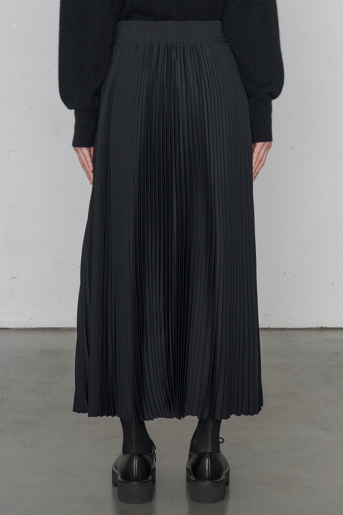 TAFFETA PLEATED SKIRT