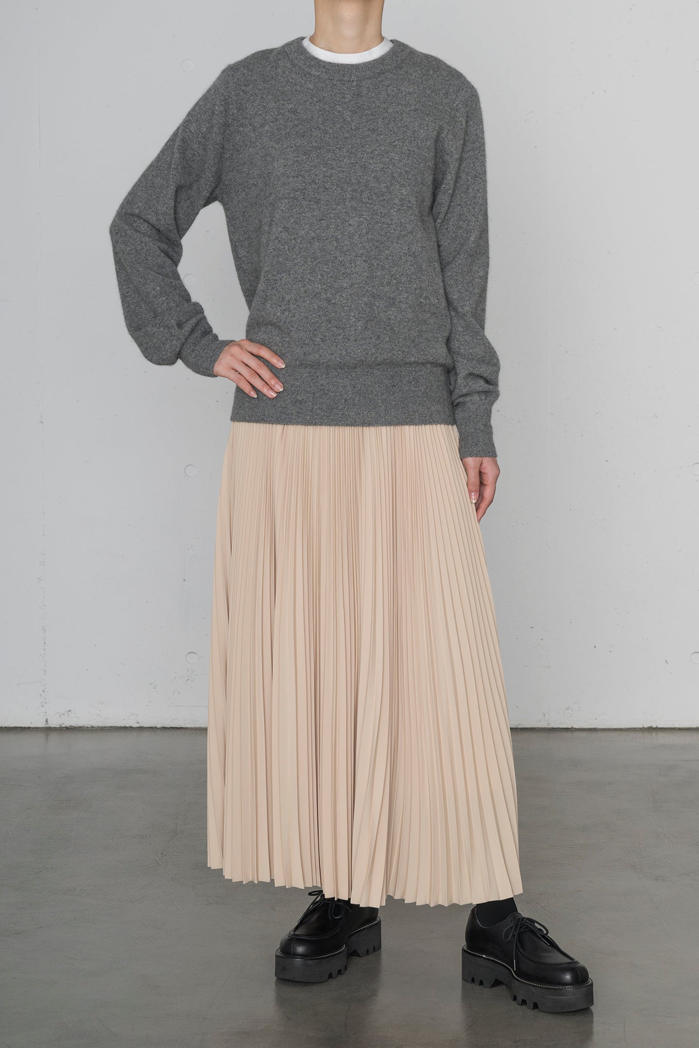 TAFFETA PLEATED SKIRT