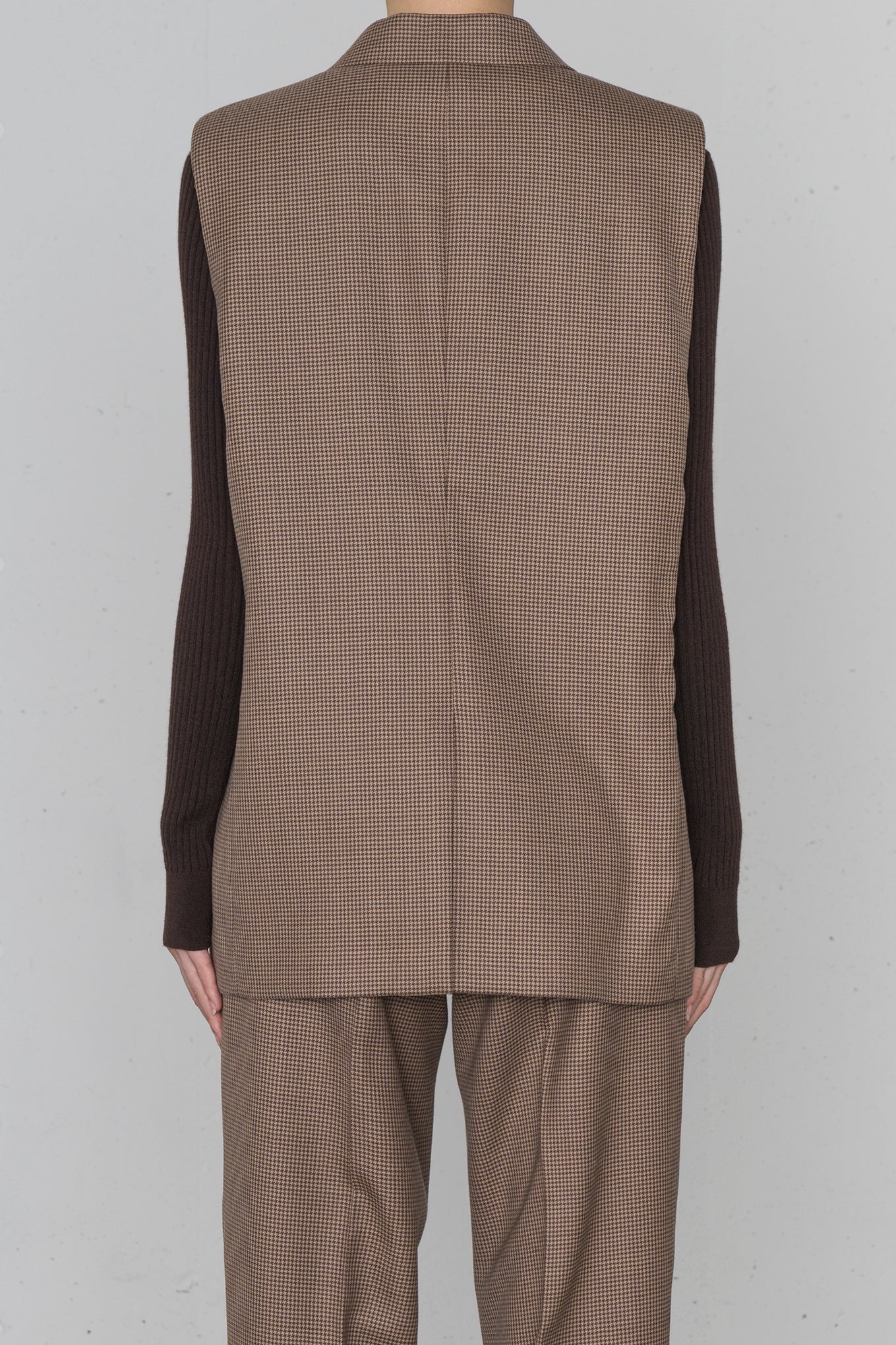 HOUNDSTOOTH SLEEVELESS BLAZER