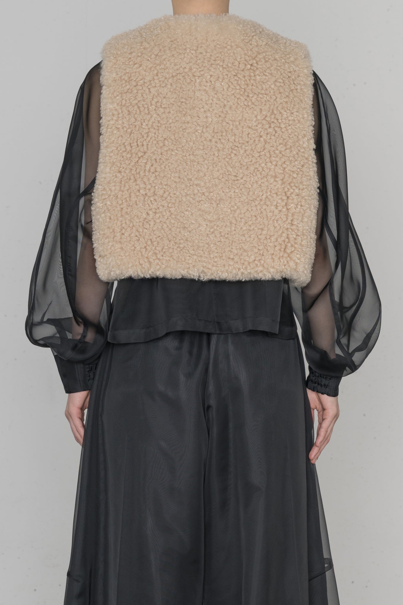 FAUX SHEARLING CROPPED VEST