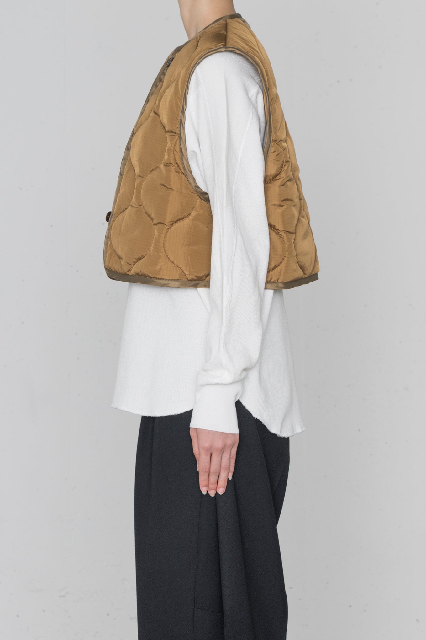 QUILTED CROPPED VEST