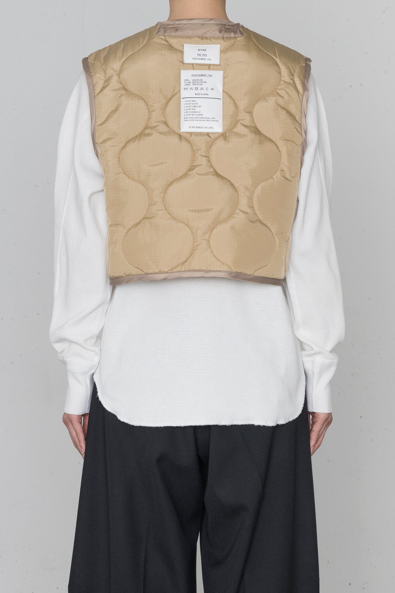 QUILTED CROPPED VEST