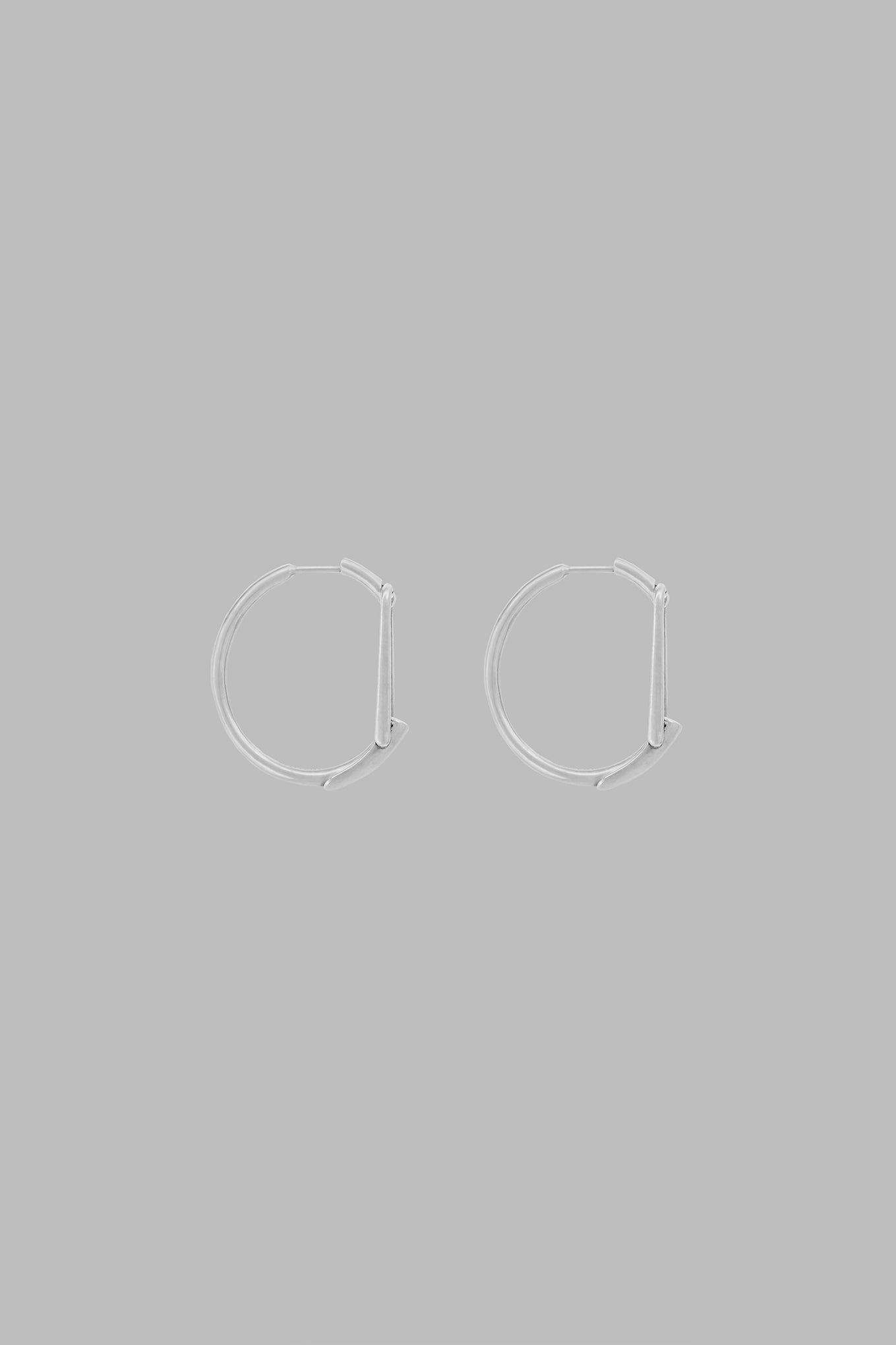 CLIP EARRINGS