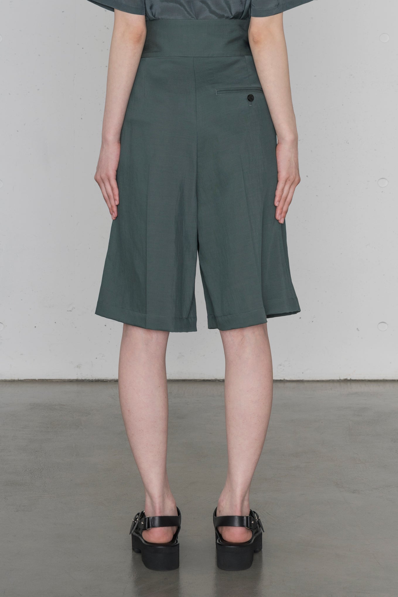 R/P/W TWILL GURKHA SHORTS