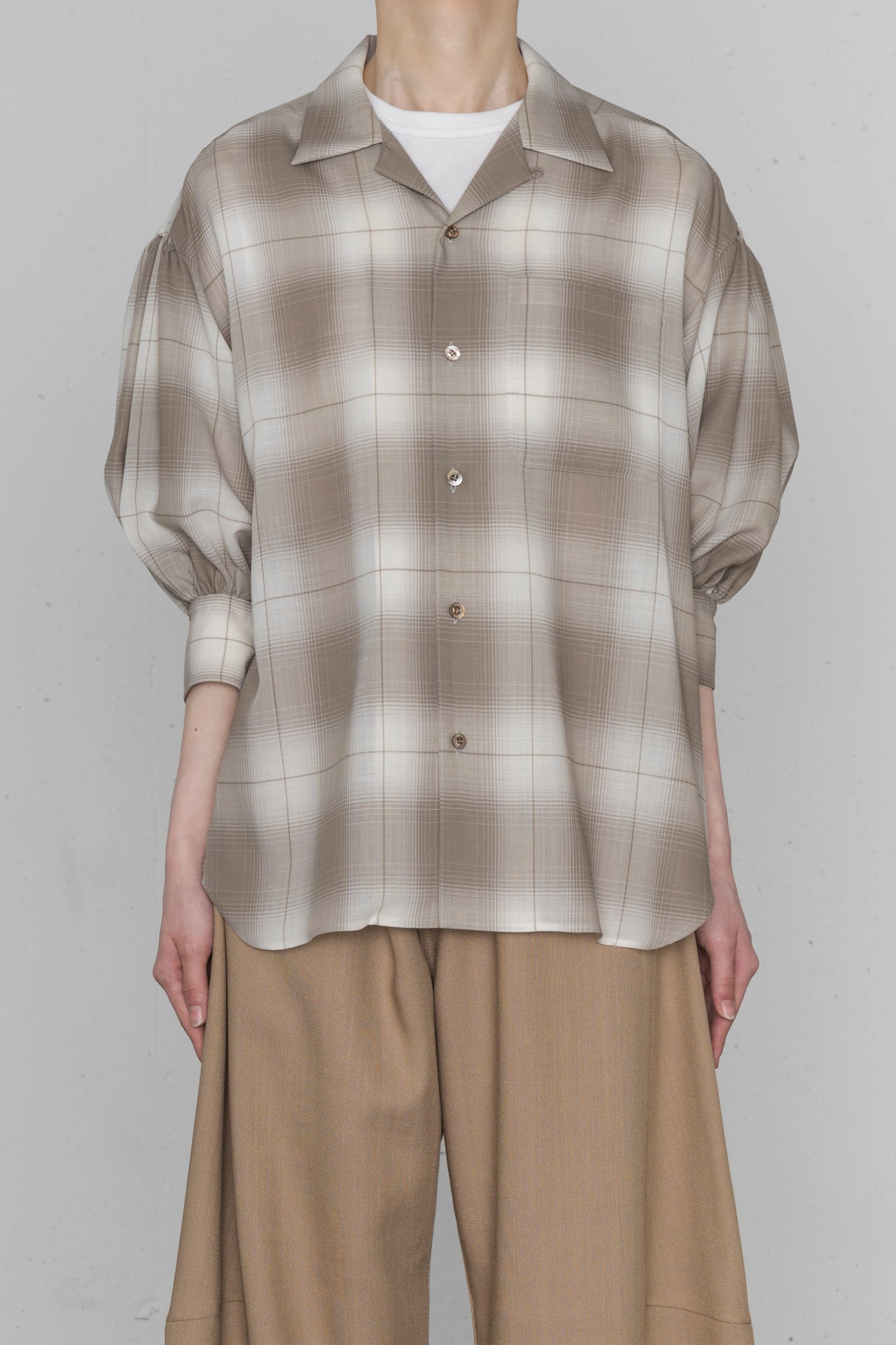 T/W OMBRE CHECK BALLOON SLEEVE BLOUSE