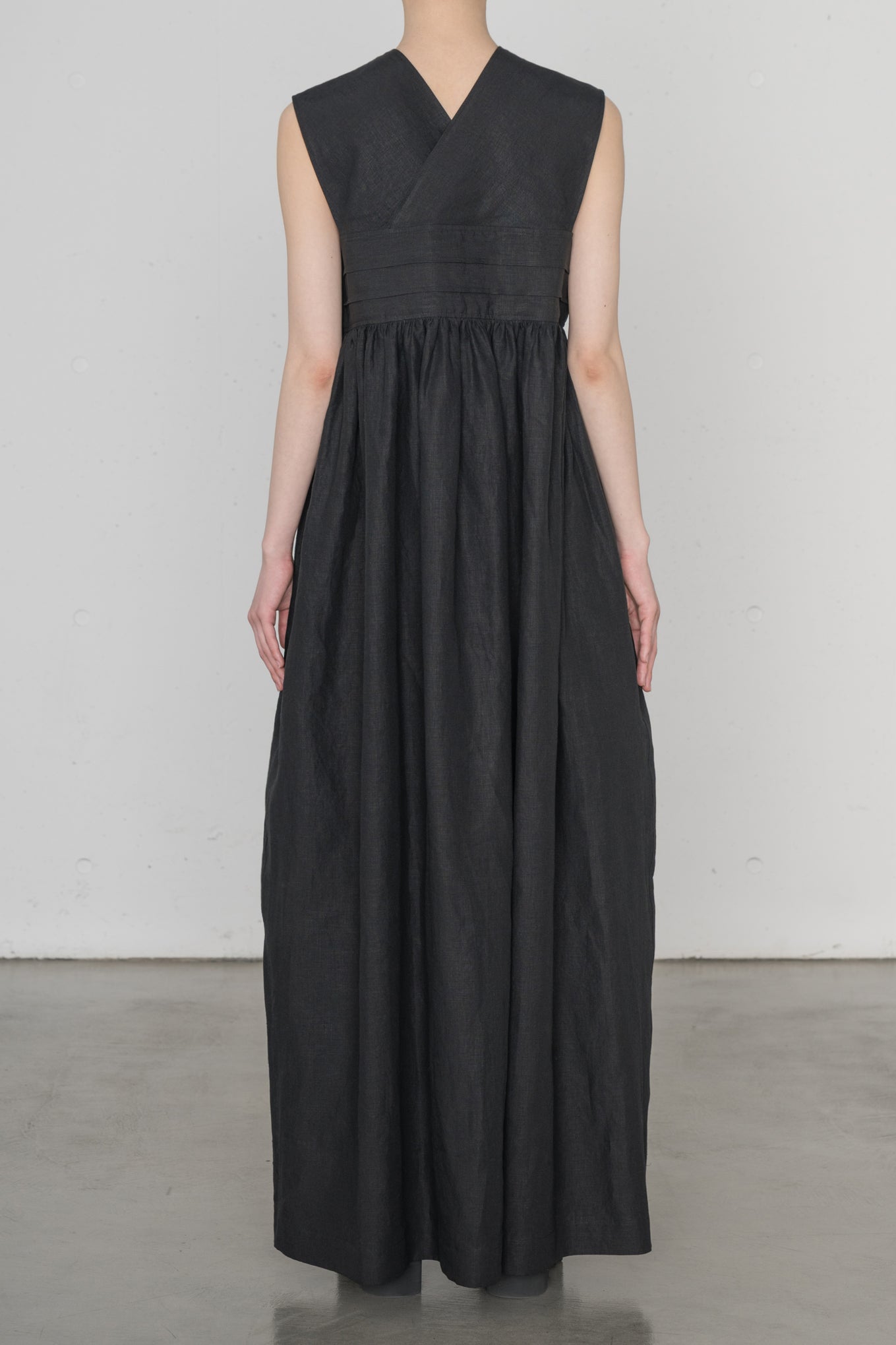 LINEN MAXI DRESS