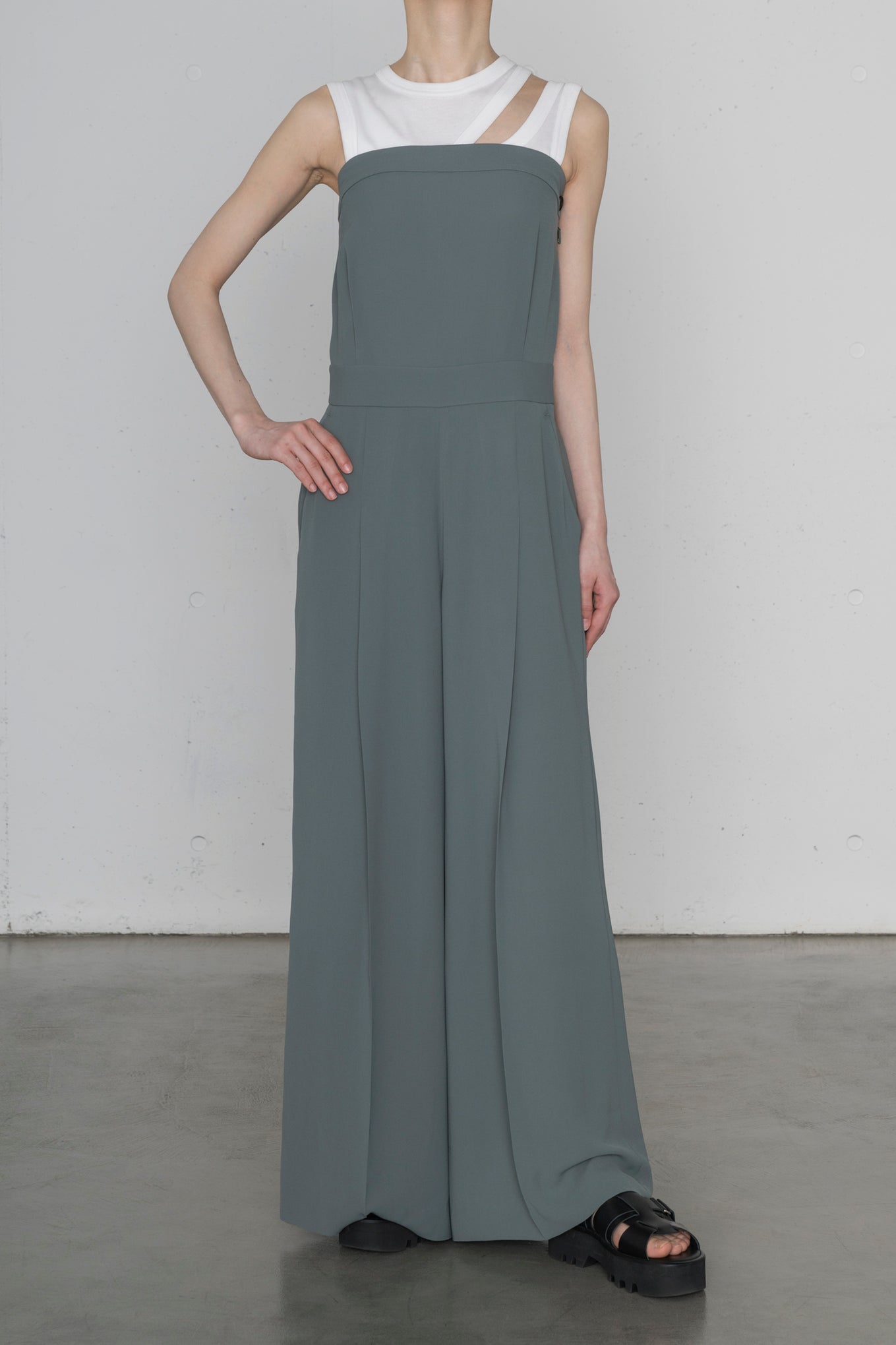 TA/P STRAPLESS JUMPSUIT