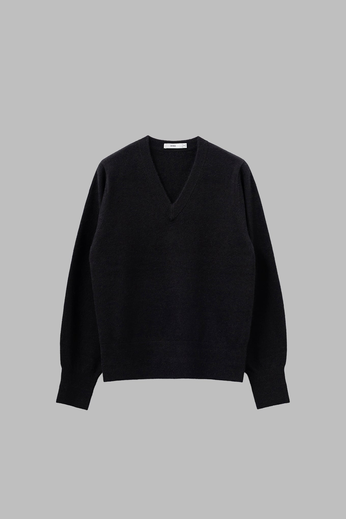 RACCOON V-NECK SWEATER