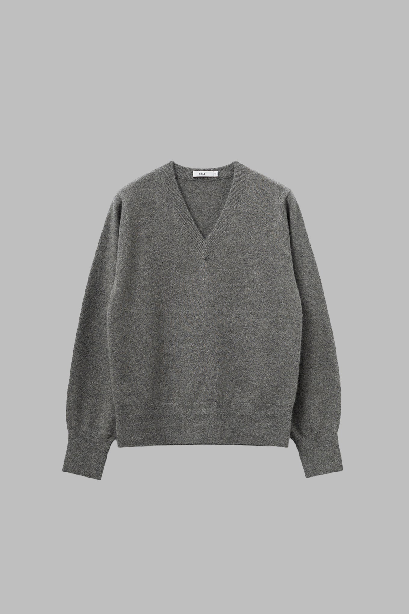 RACCOON V-NECK SWEATER