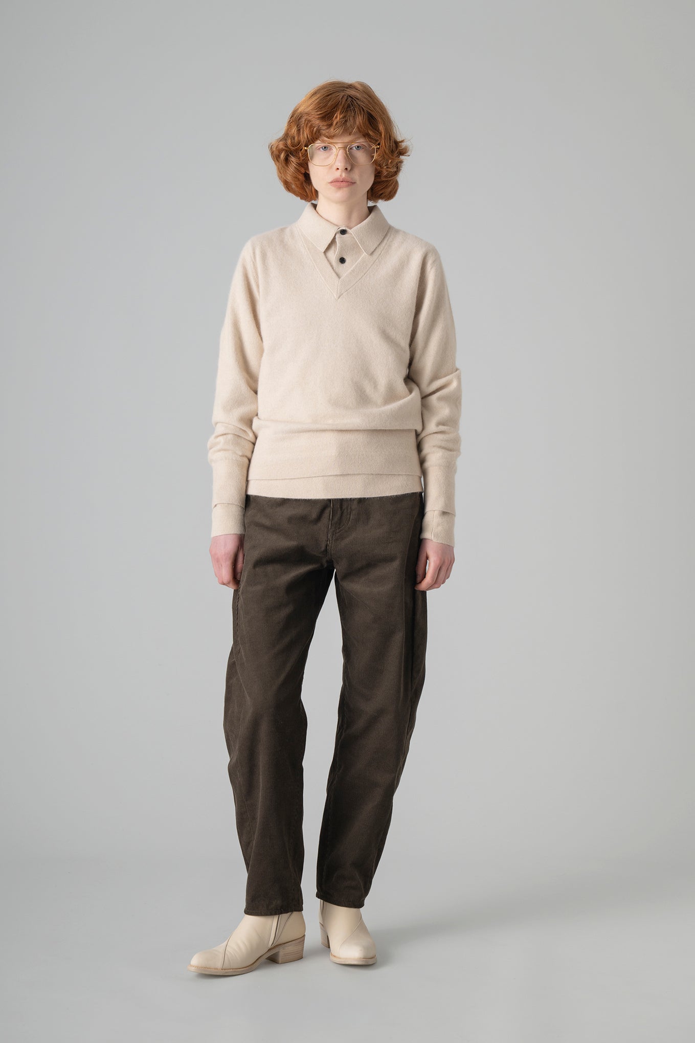RACCOON V-NECK SWEATER