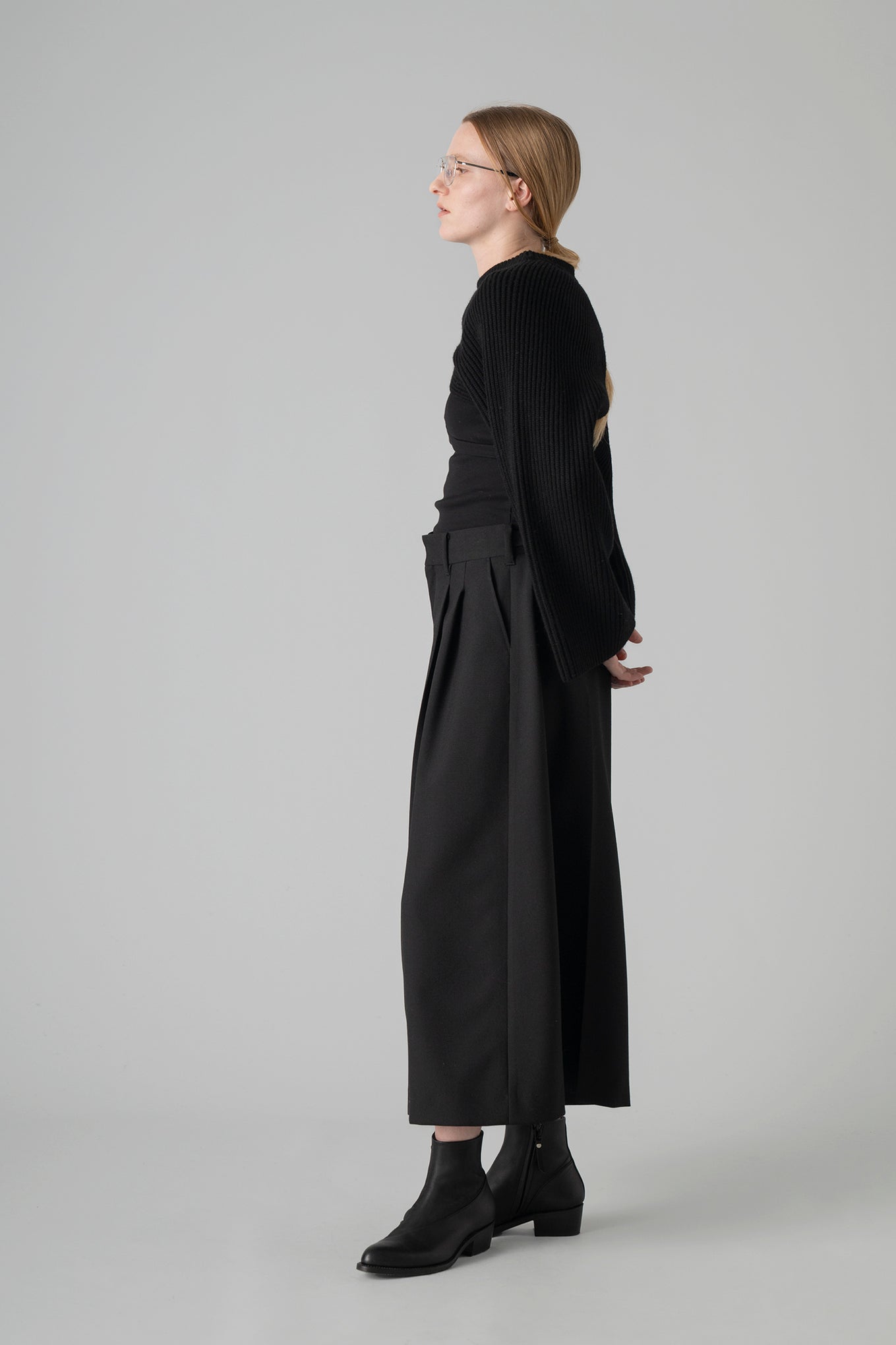 RIBBED-KNIT WOOL CROPPED BOLERO