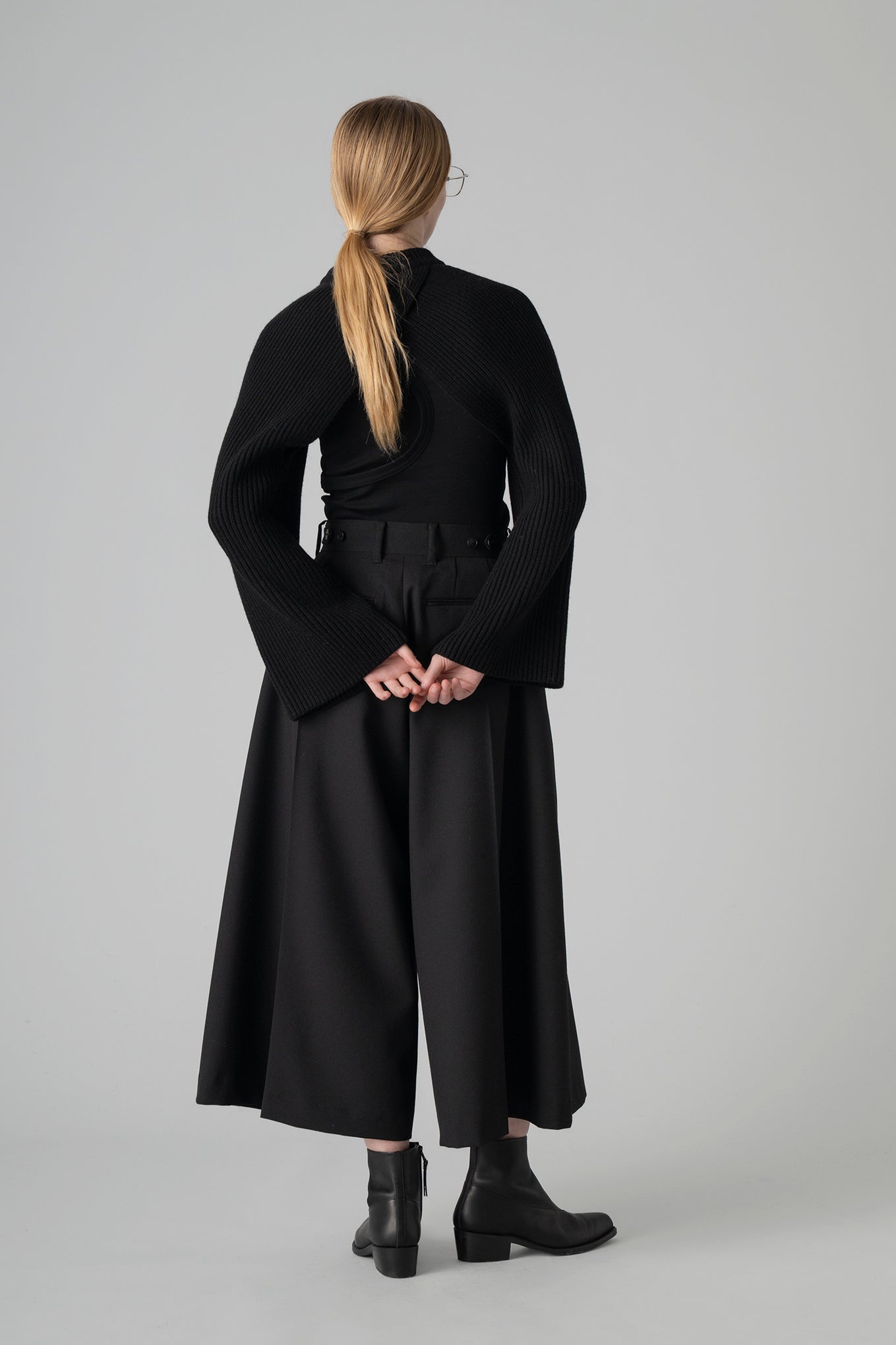 RIBBED-KNIT WOOL CROPPED BOLERO