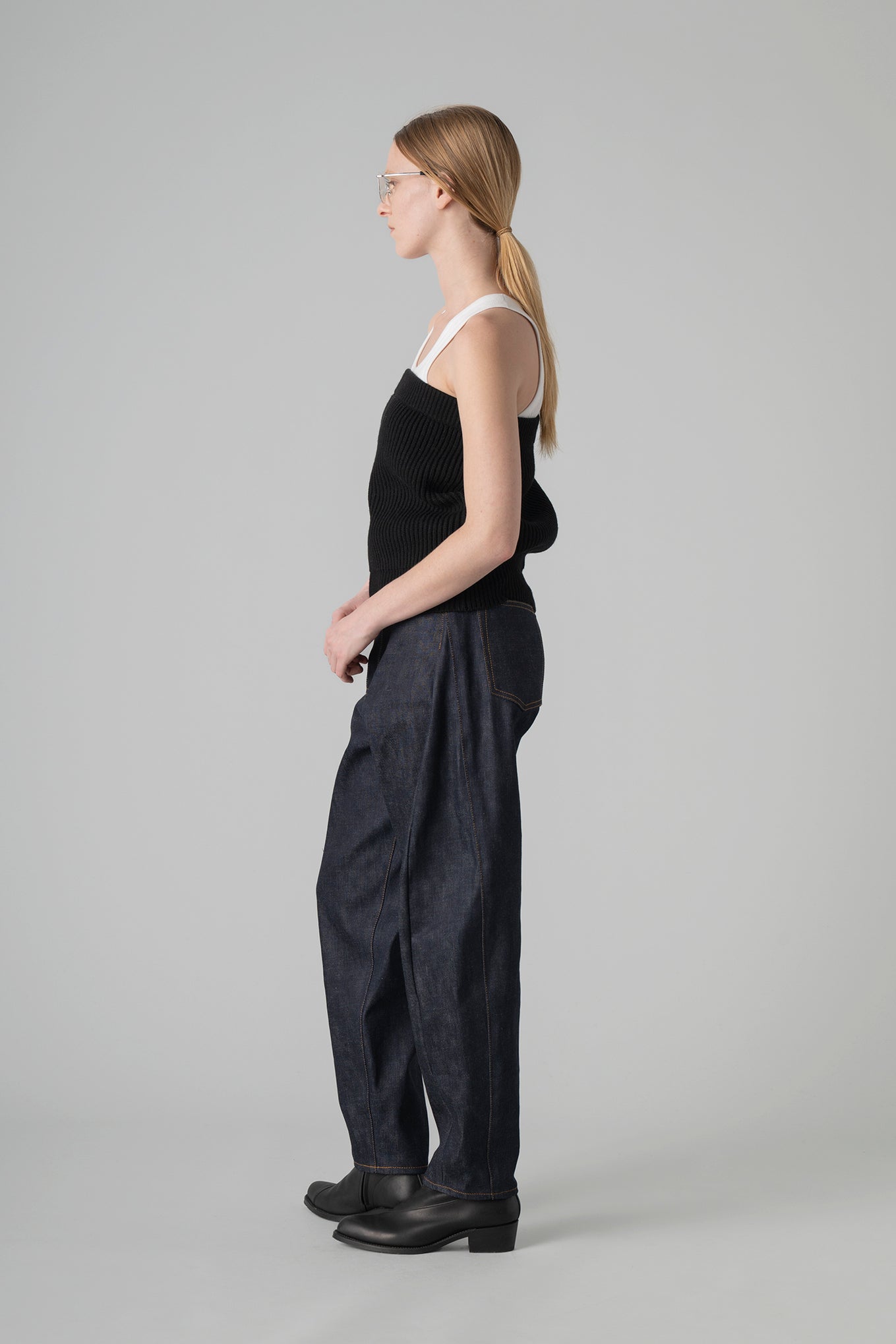 RIBBED STRAPLESS SWEATER