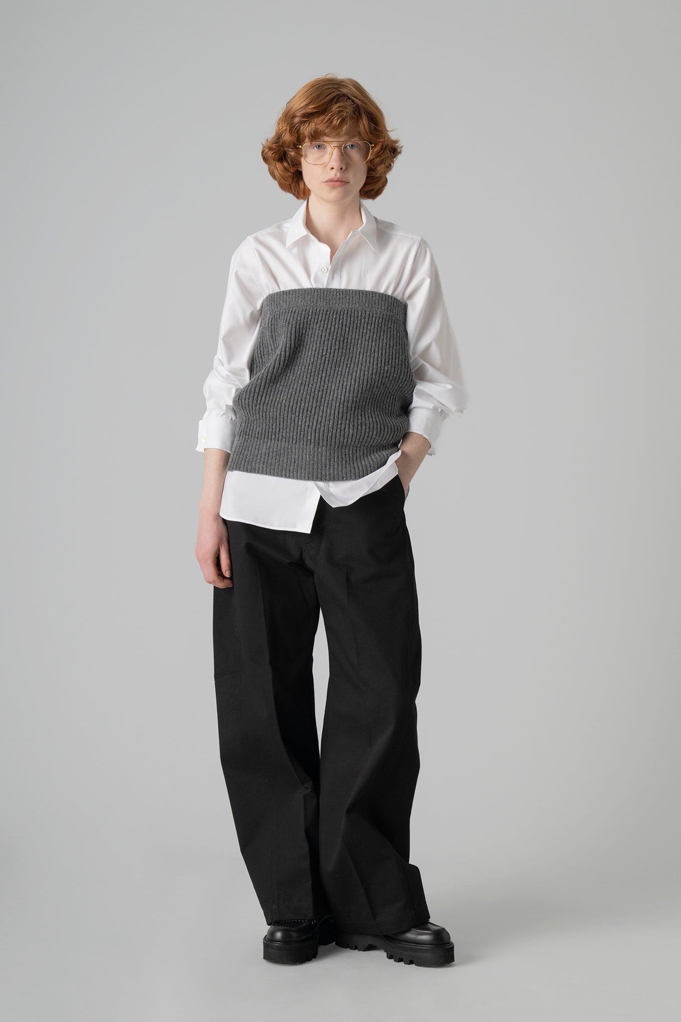 RIBBED STRAPLESS SWEATER