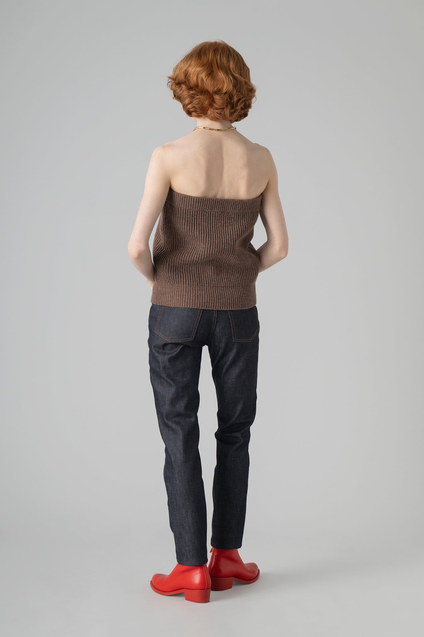 RIBBED STRAPLESS SWEATER