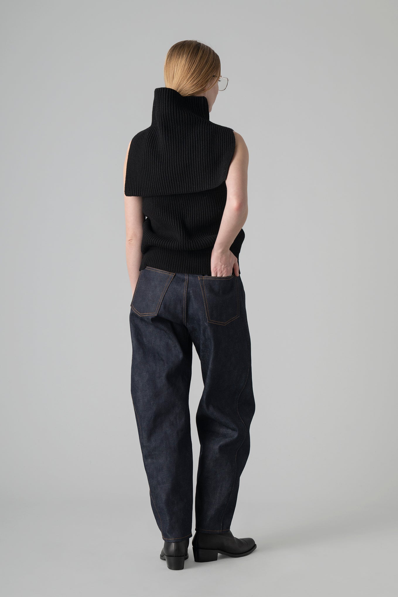 RIBBED NECK WARMER