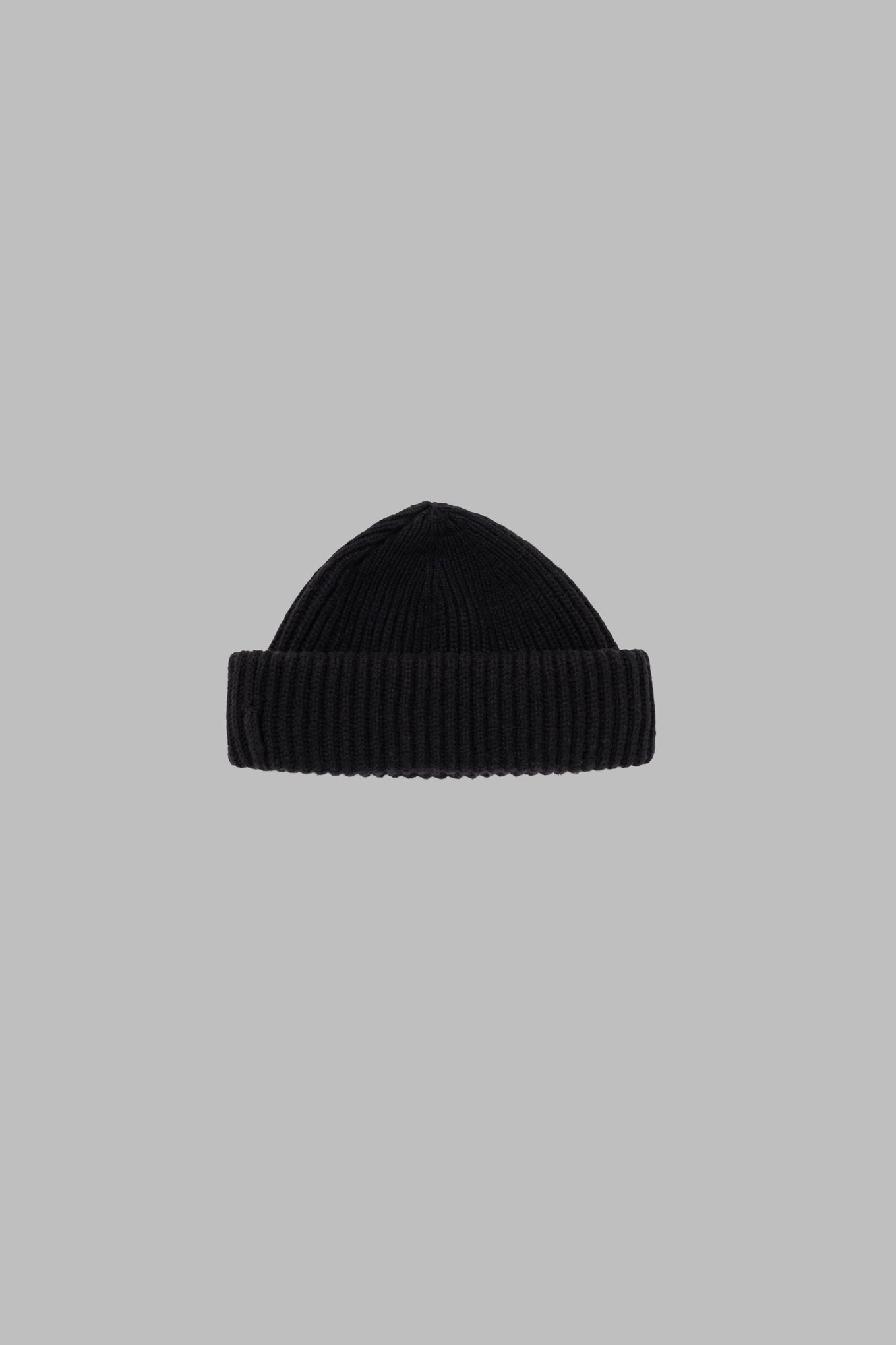 RIBBED BEANIE