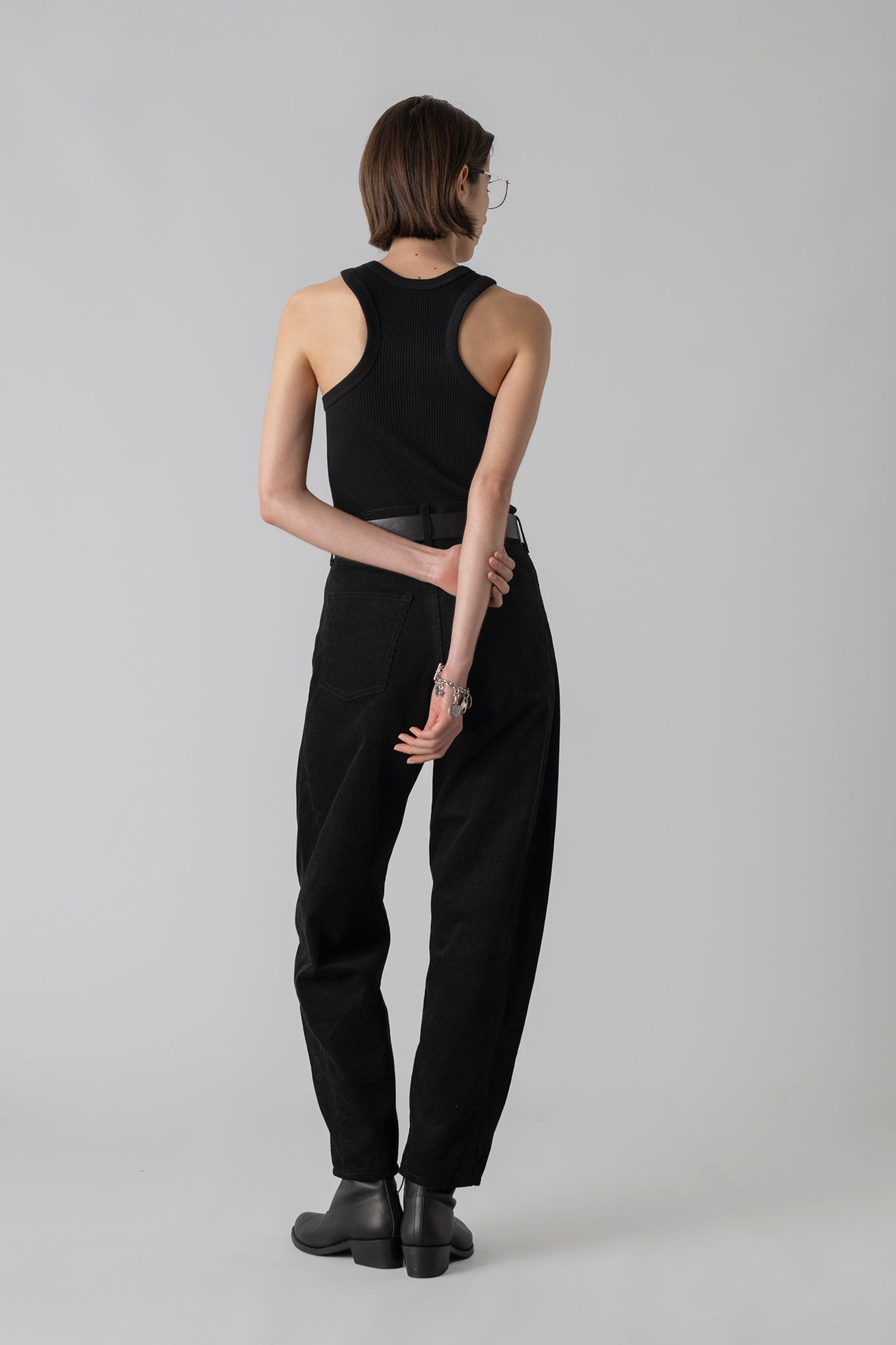 CREW NECK TANK TOP