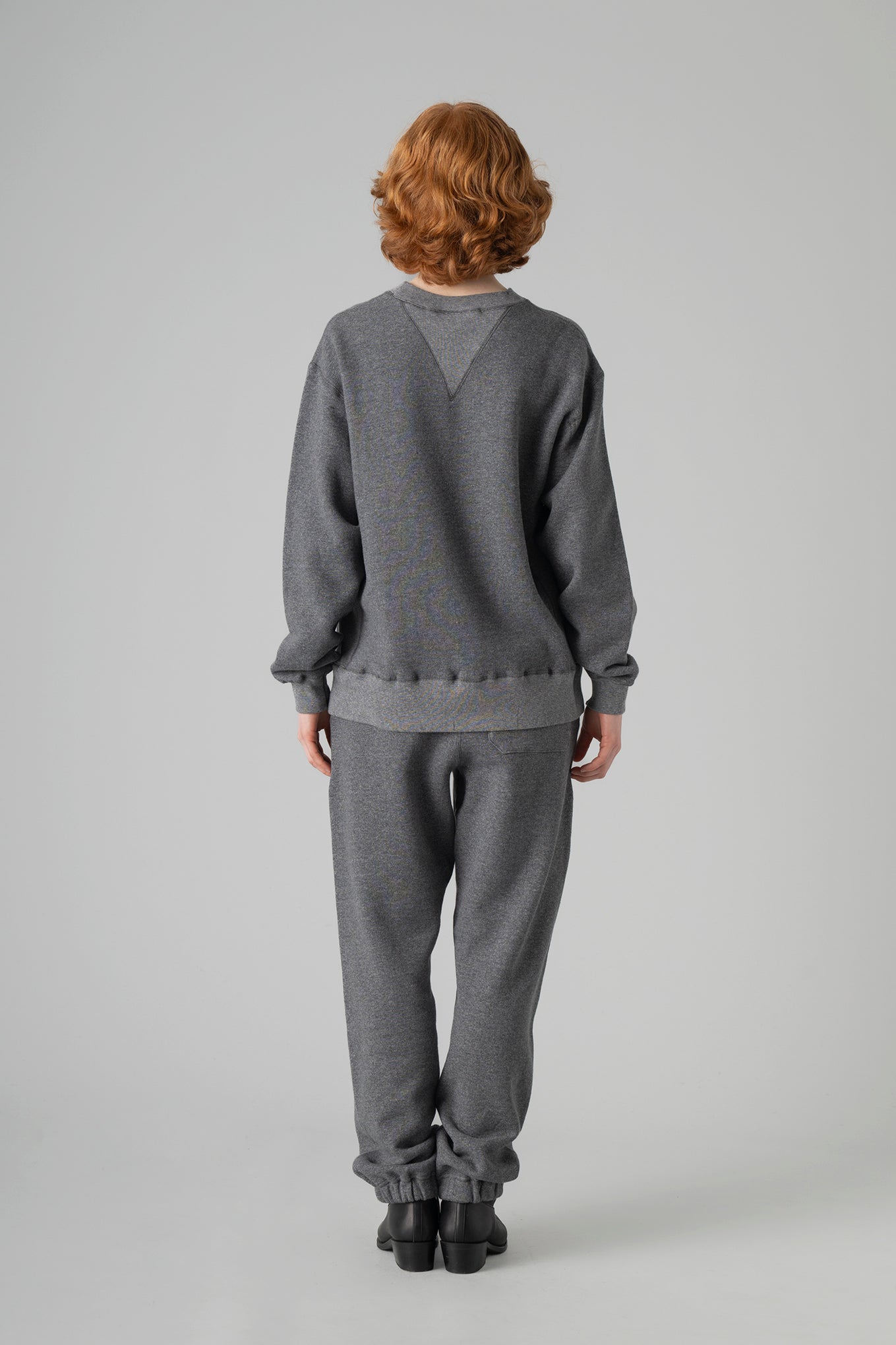 SWEAT SHIRT