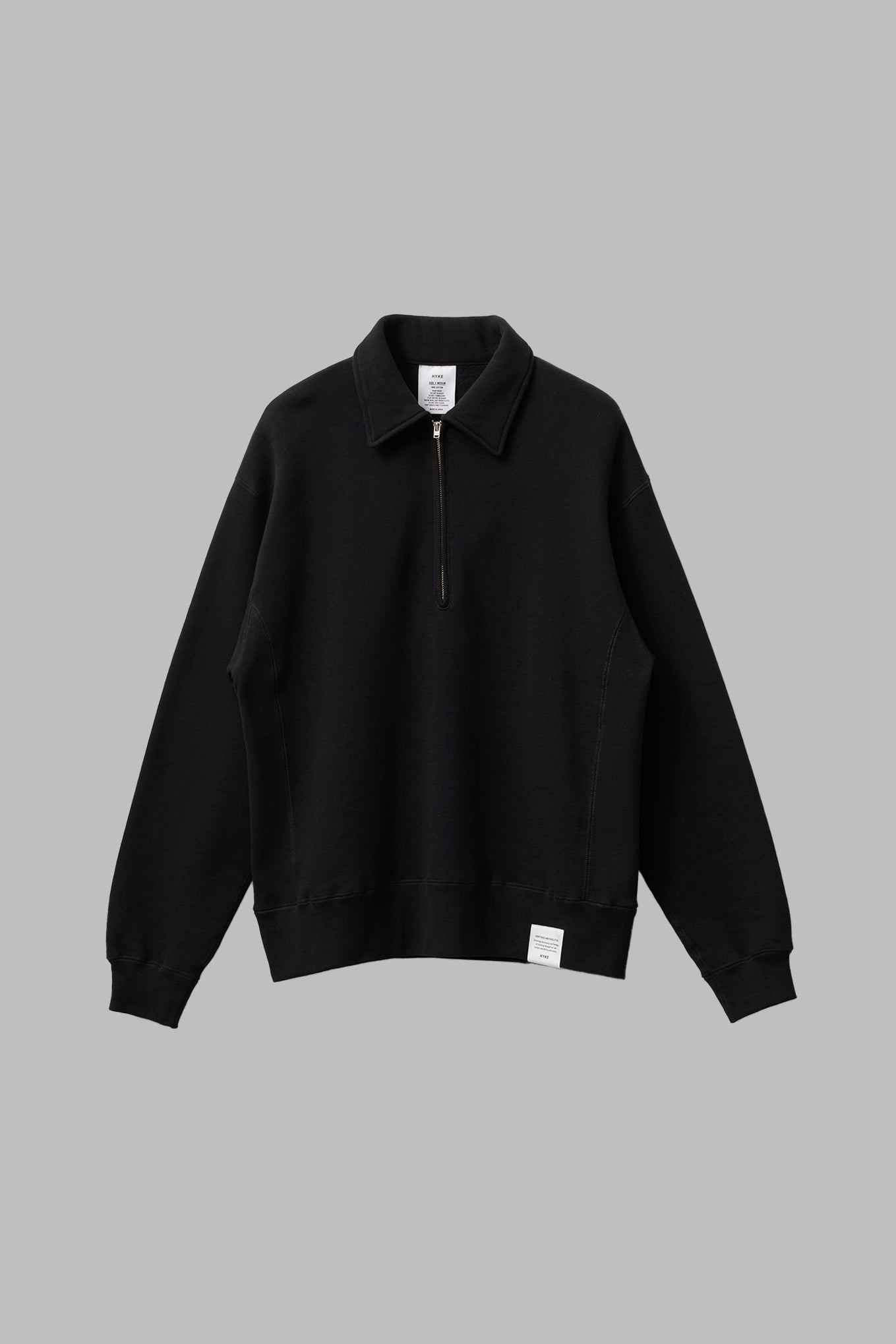 COLLARED SWEAT SHIRT