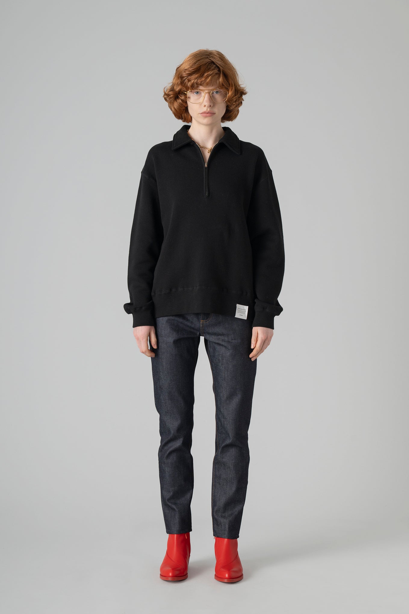 COLLARED SWEAT SHIRT