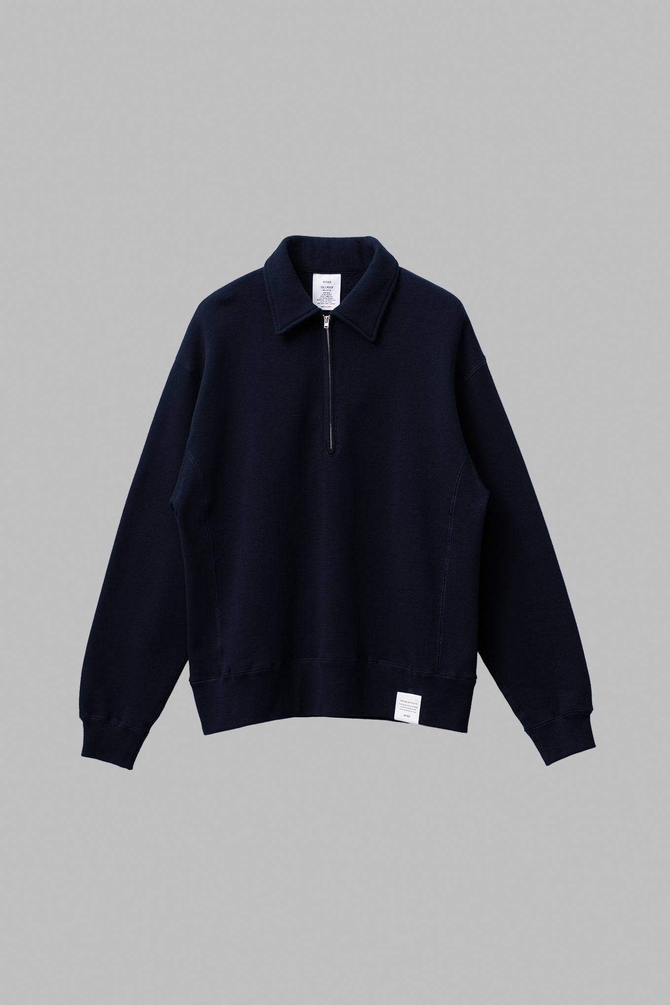 COLLARED SWEAT SHIRT