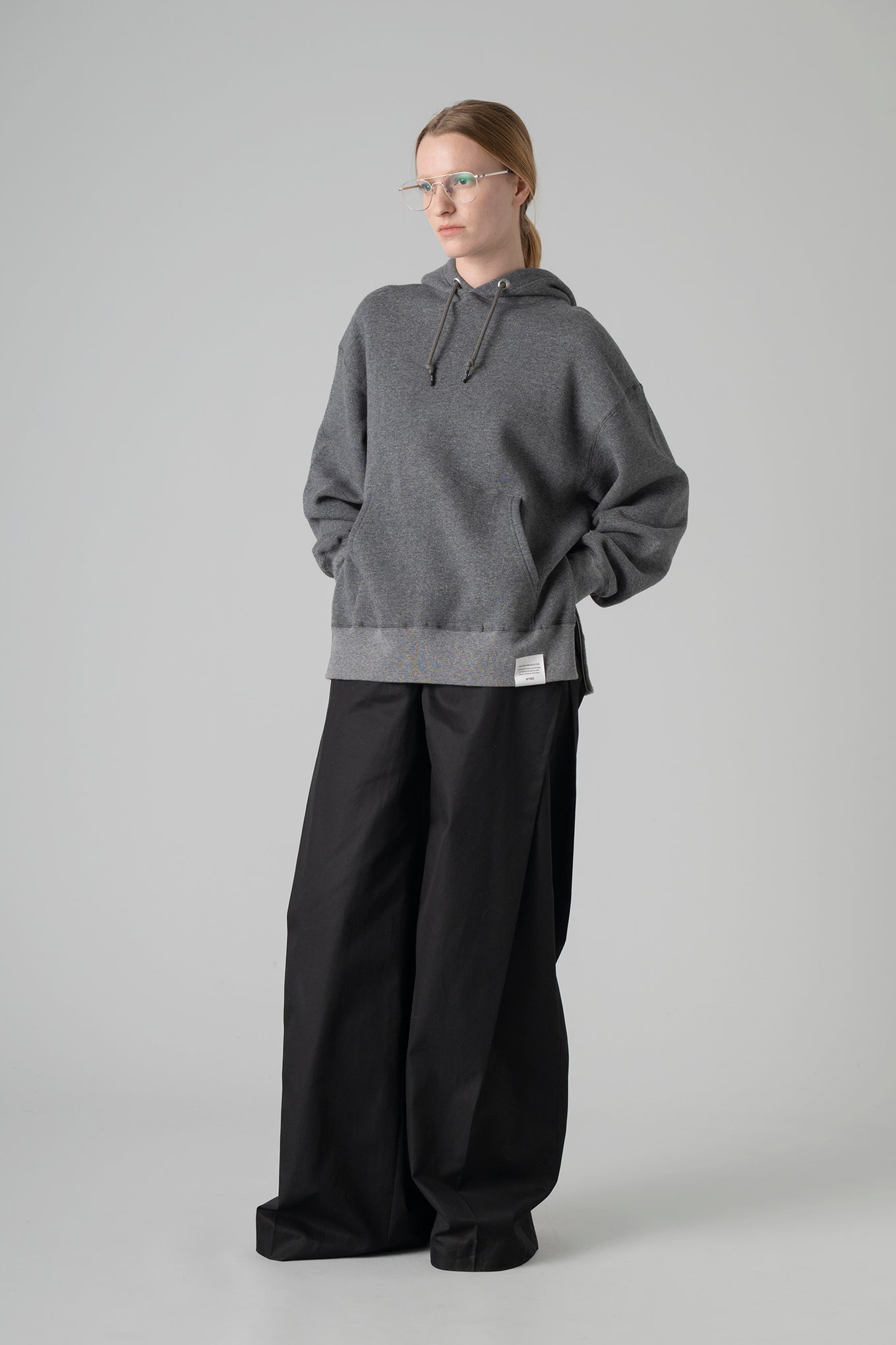 SWEAT HOODIE