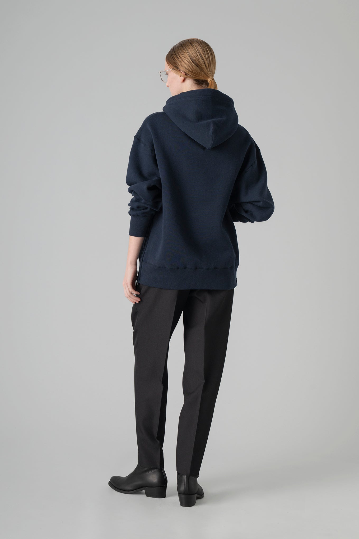 SWEAT HOODIE