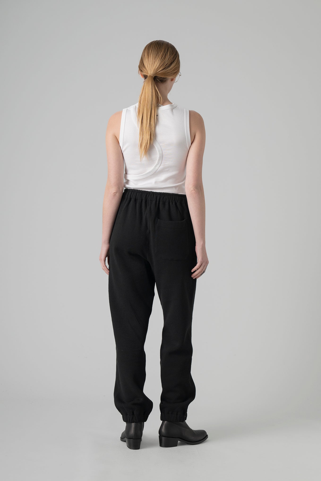 SWEAT PANTS