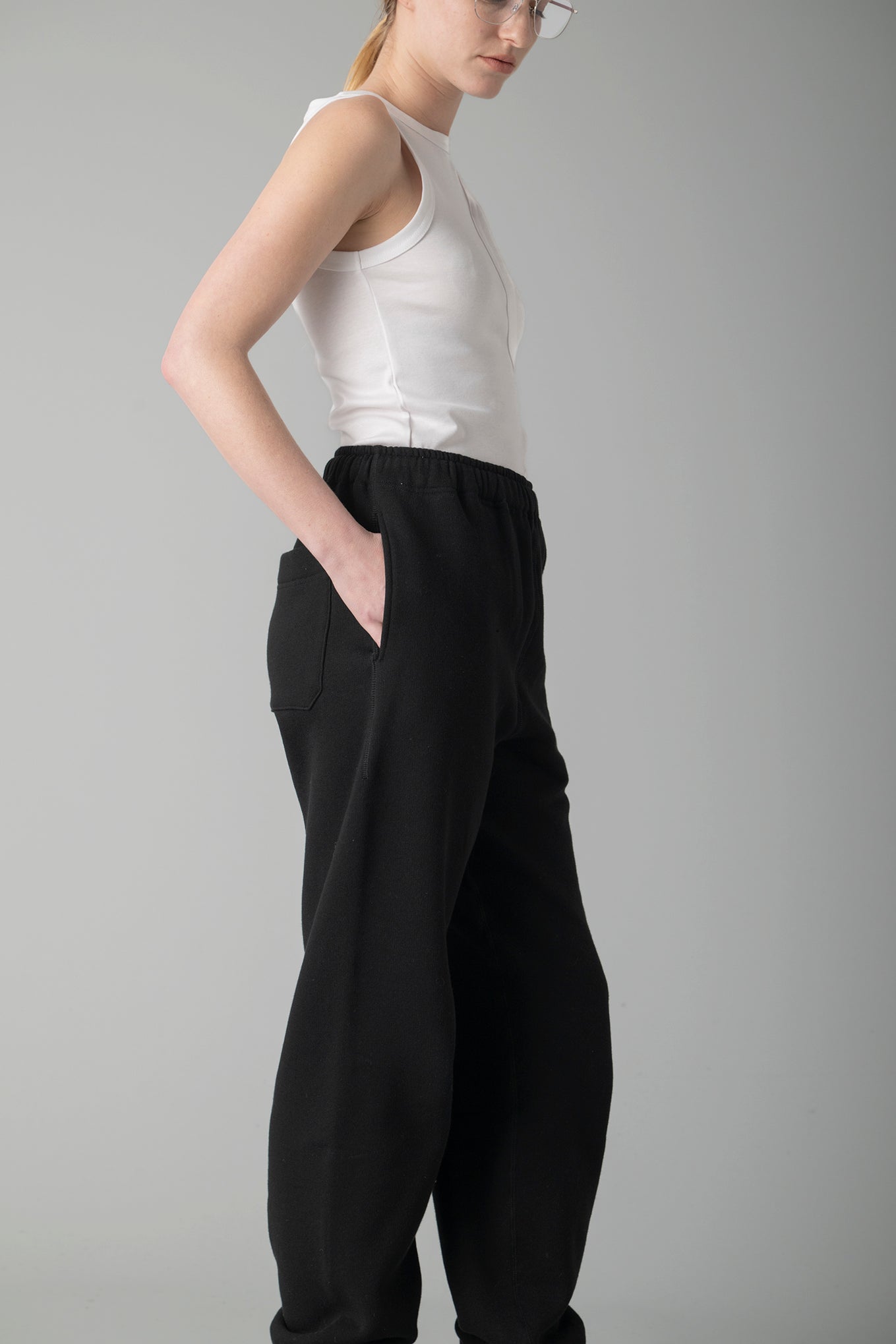 SWEAT PANTS