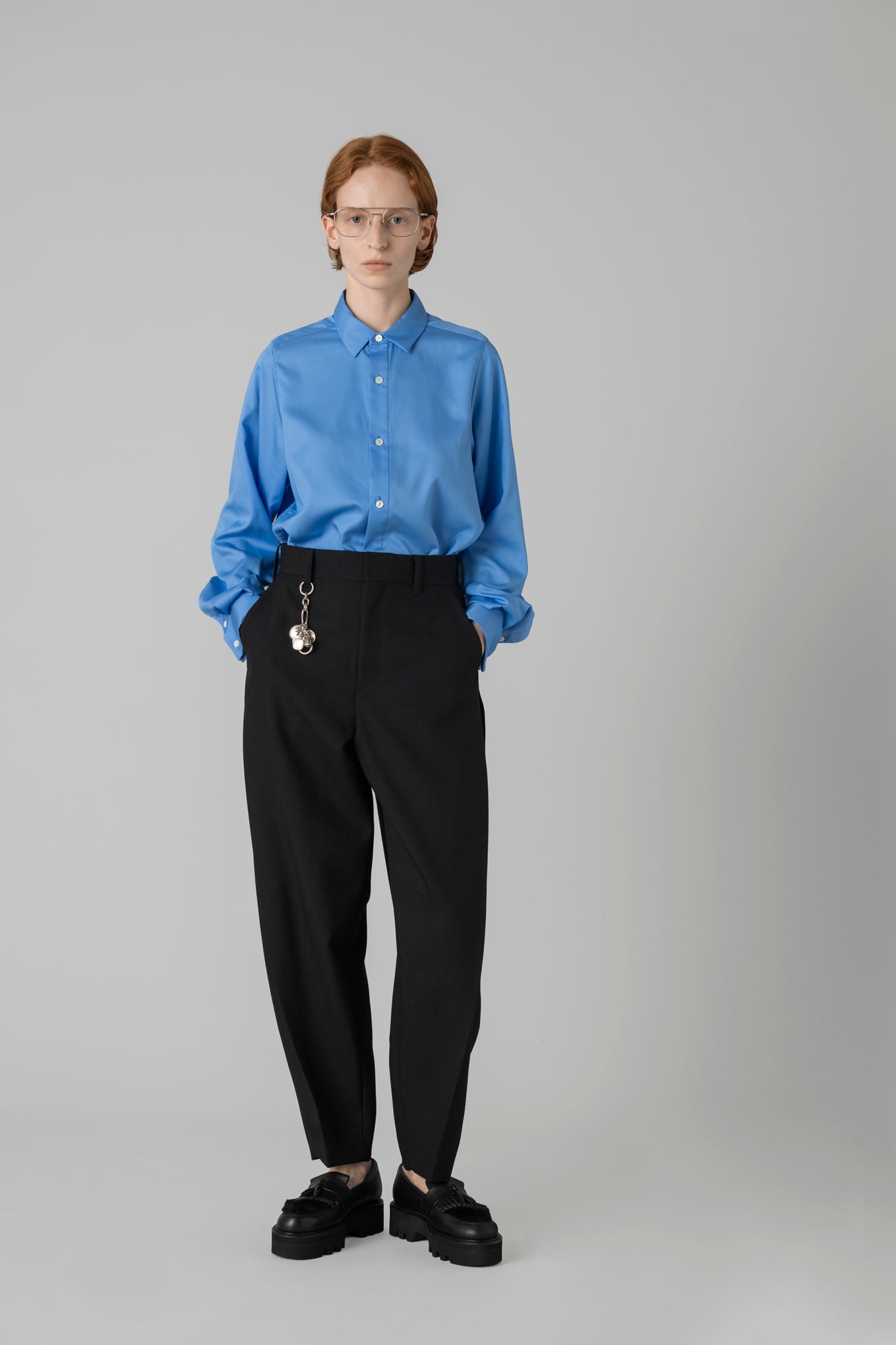 TROPICAL SIDE TUCK TAPERED PANTS