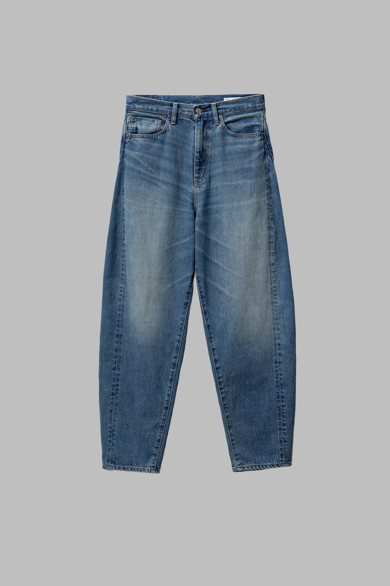 DENIM TAPERED JEANS