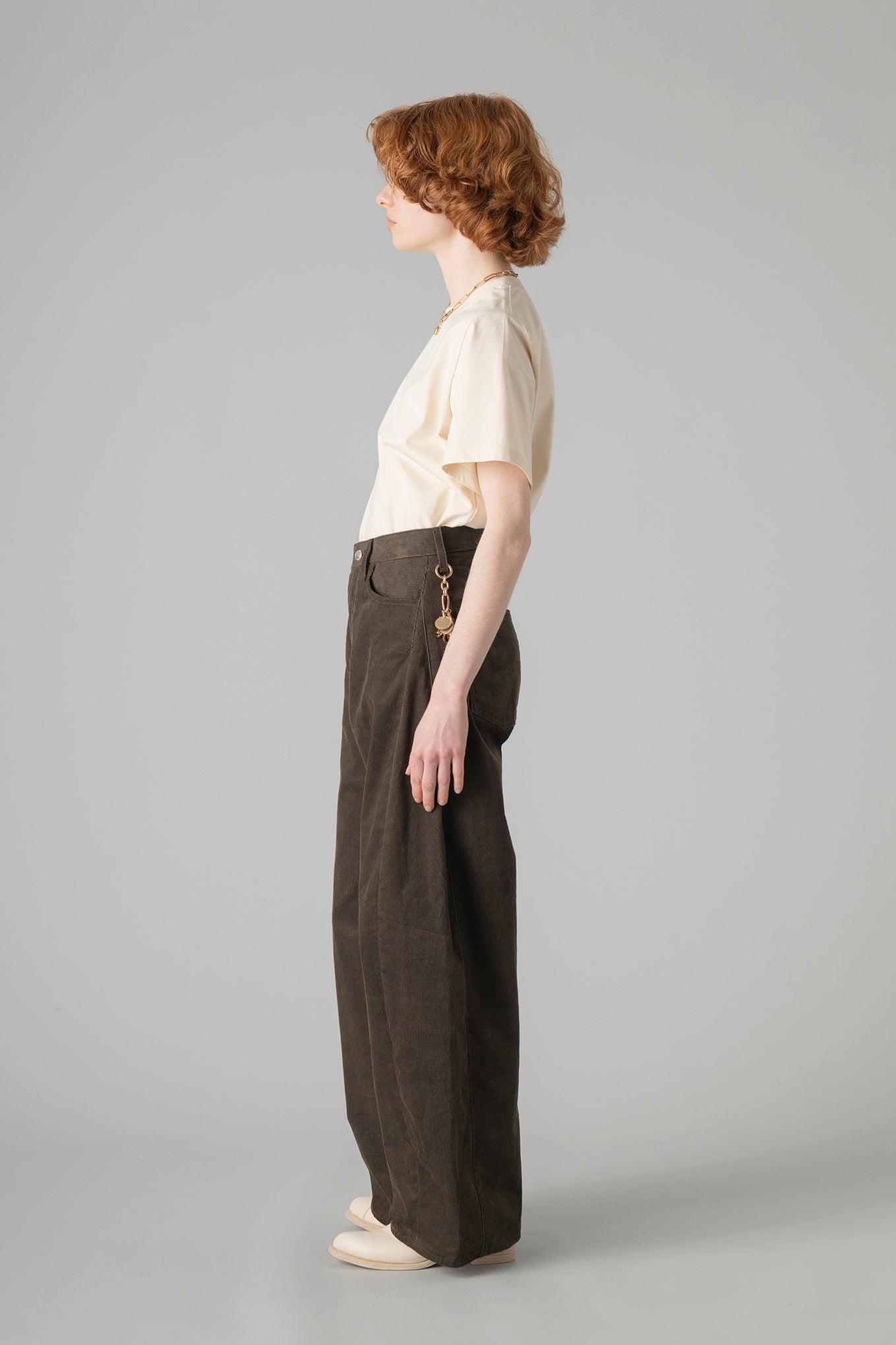 CORDUROY BARREL LEG JEANS