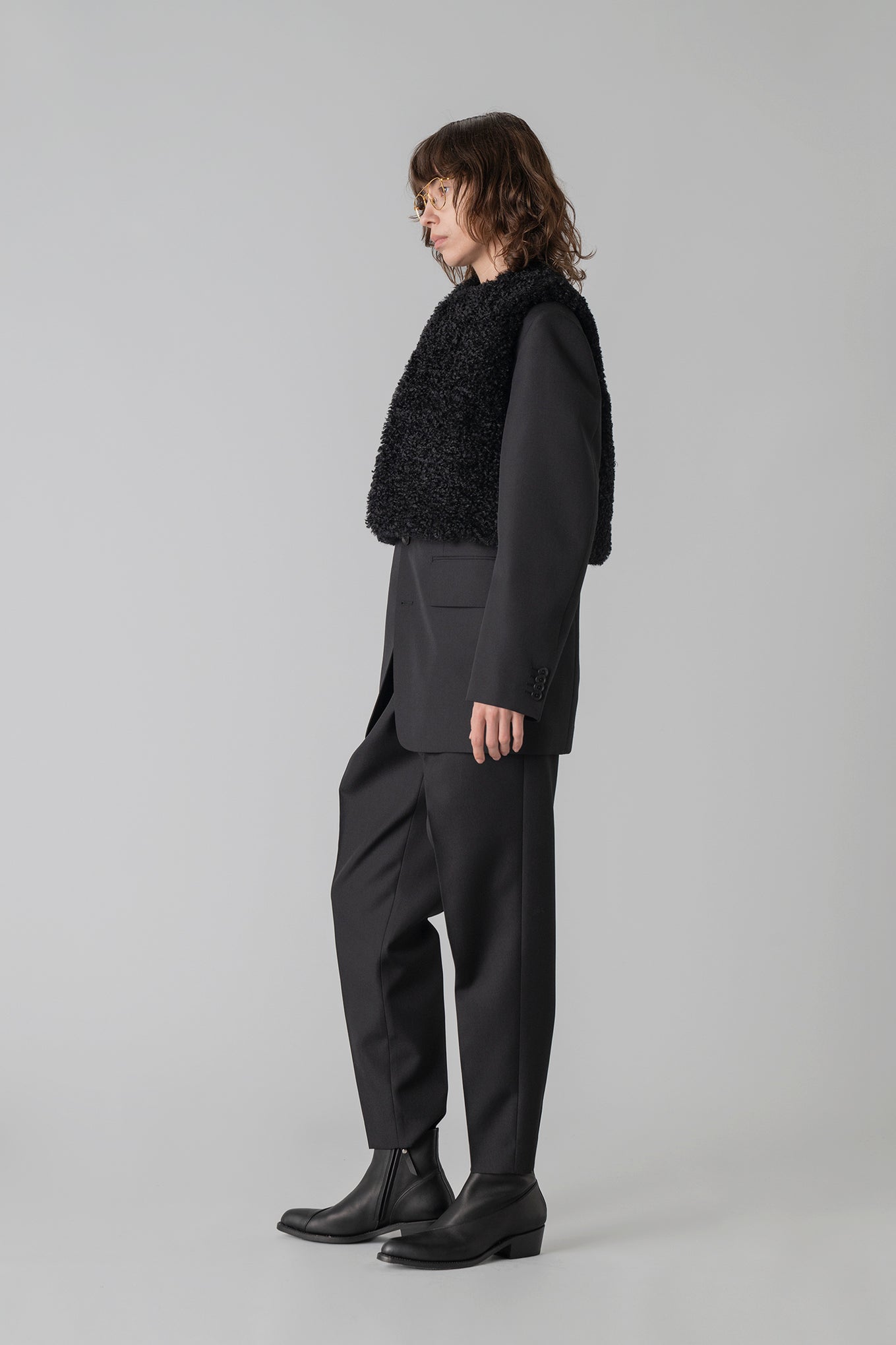 FAUX SHEARLING CROPPED VEST