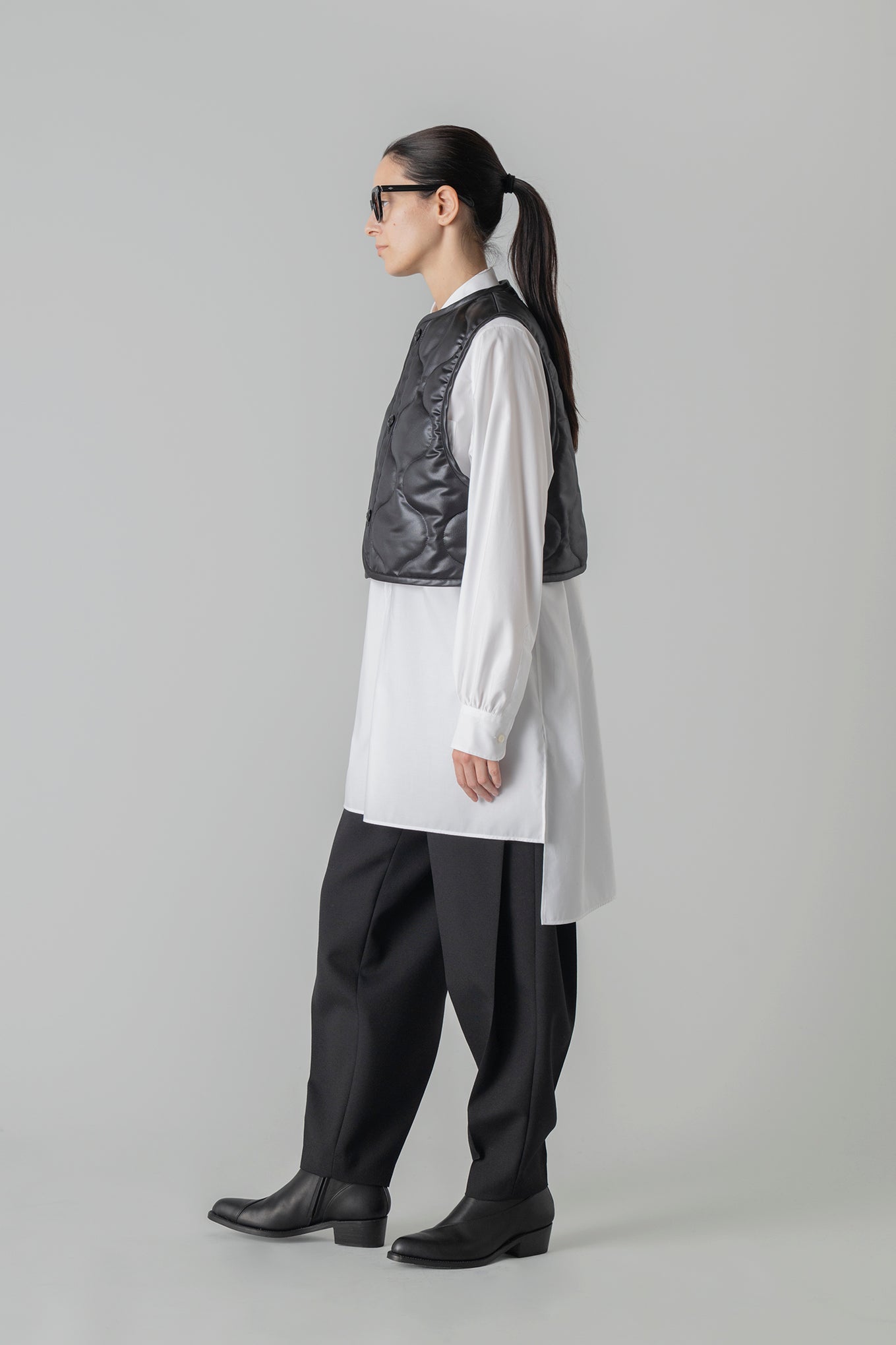 FAUX LEATHER QUILTED CROPPED VEST