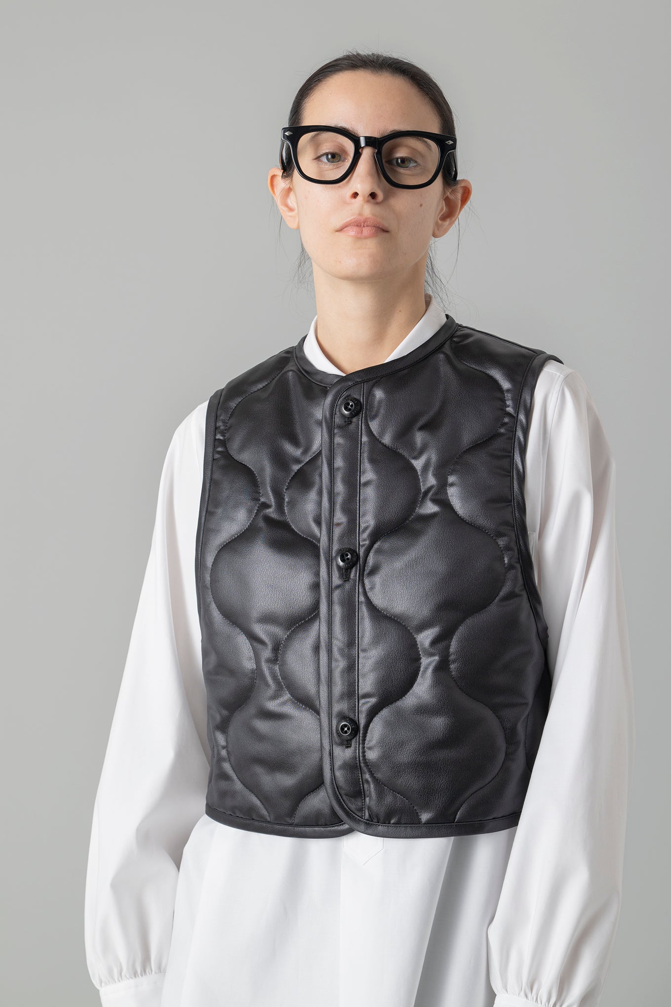 FAUX LEATHER QUILTED CROPPED VEST