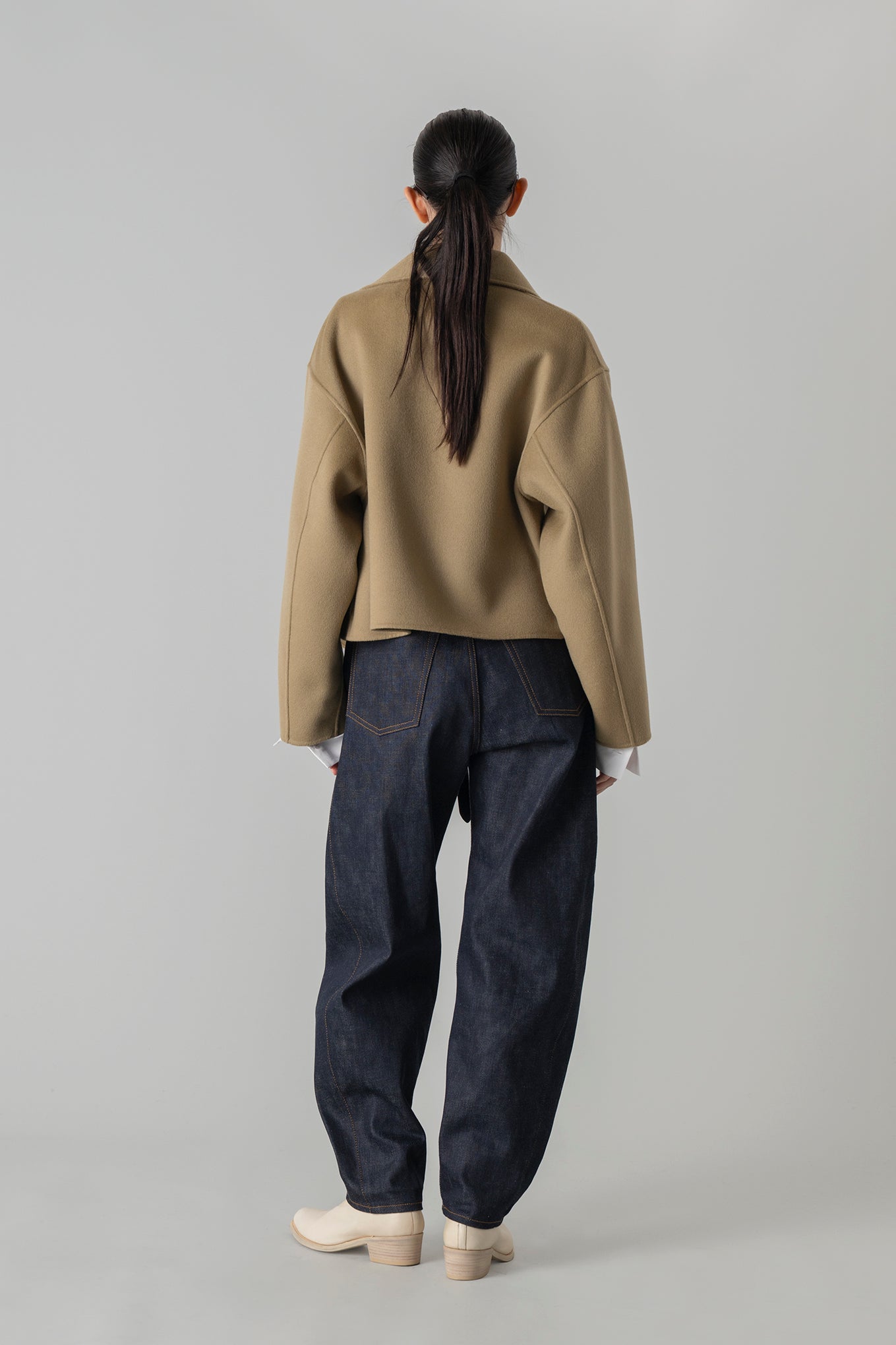 LIGHT DOUBLE-FACED CROPPED TRENCH COAT