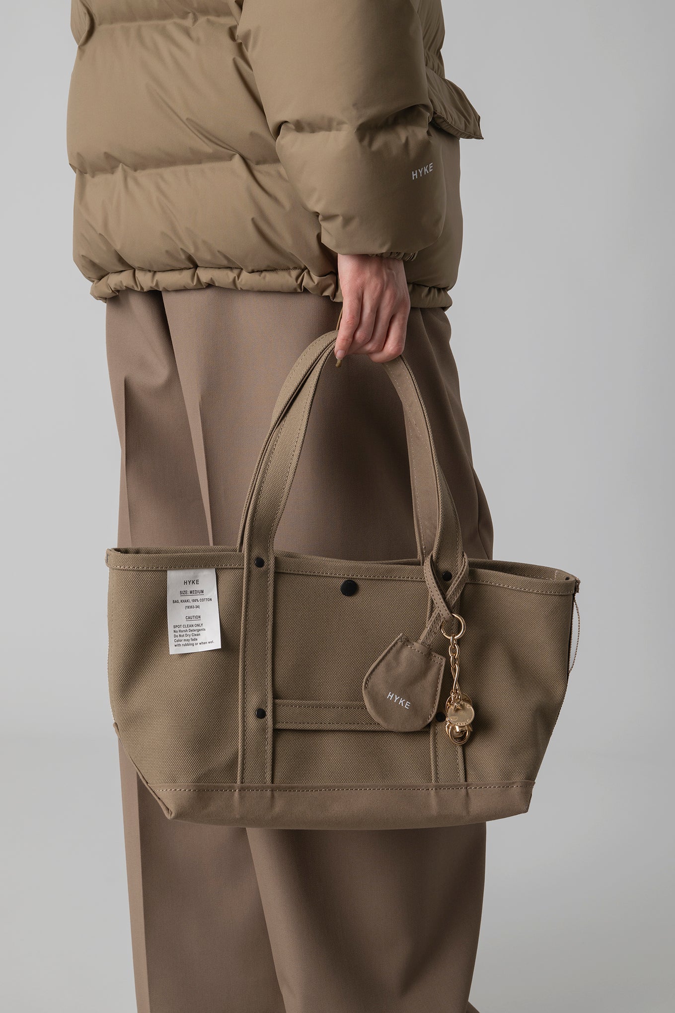 TOTE BAG (MEDIUM)