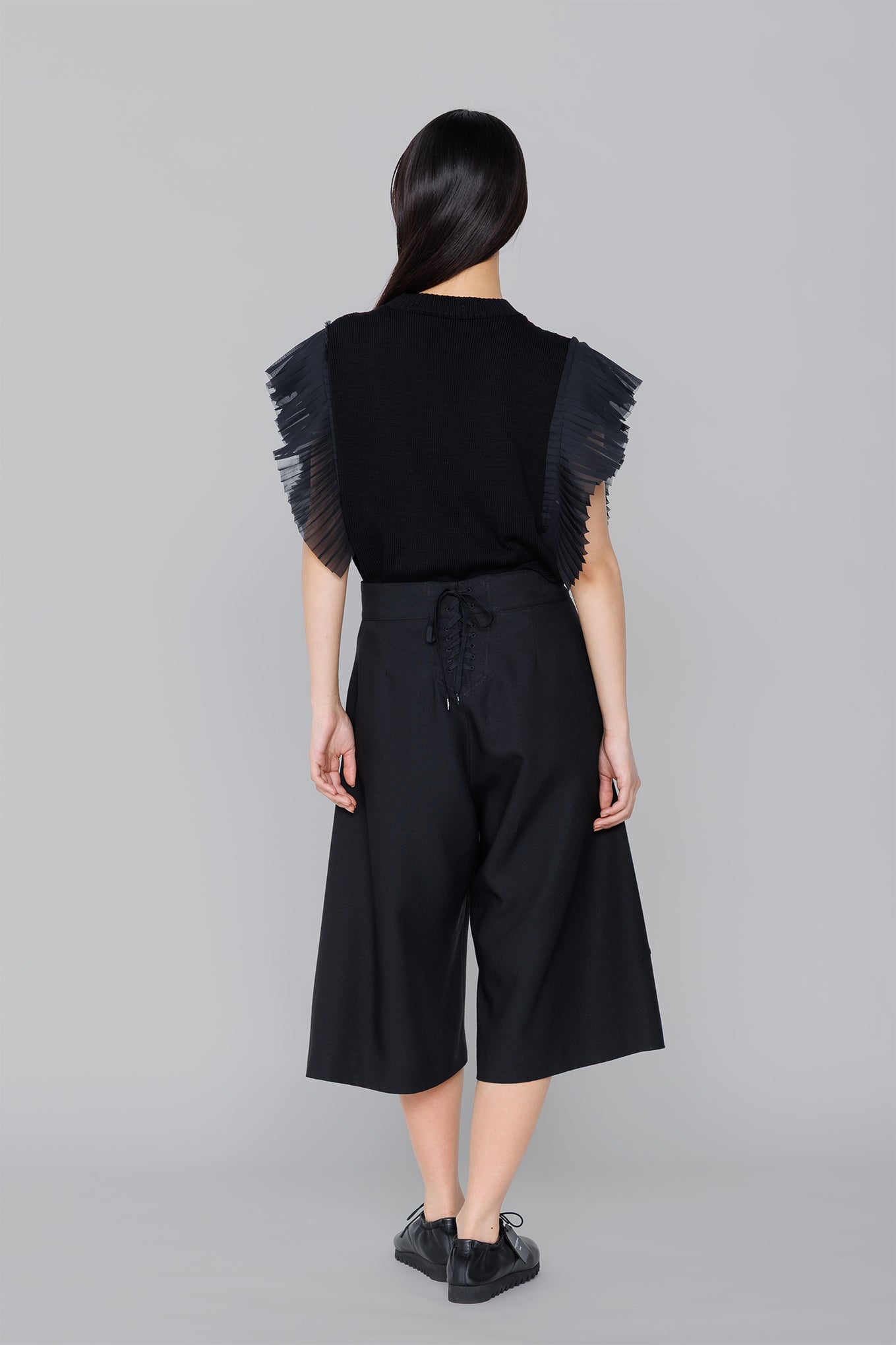 最終値下げ　HYKE＊SLEEVELESS SWEAT HYKE - 最終値下げ HYKE＊SLEEVELESS SWEATの通販 by minya｜ハイク
