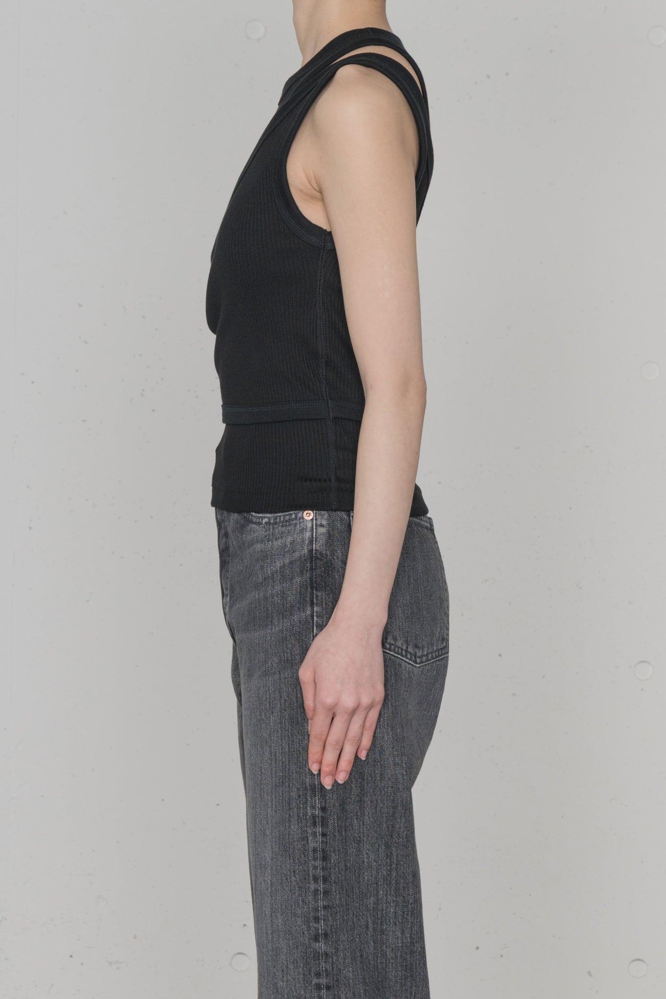DOUBLE SHOULDER TANK TOP – HYKE ONLINE STORE