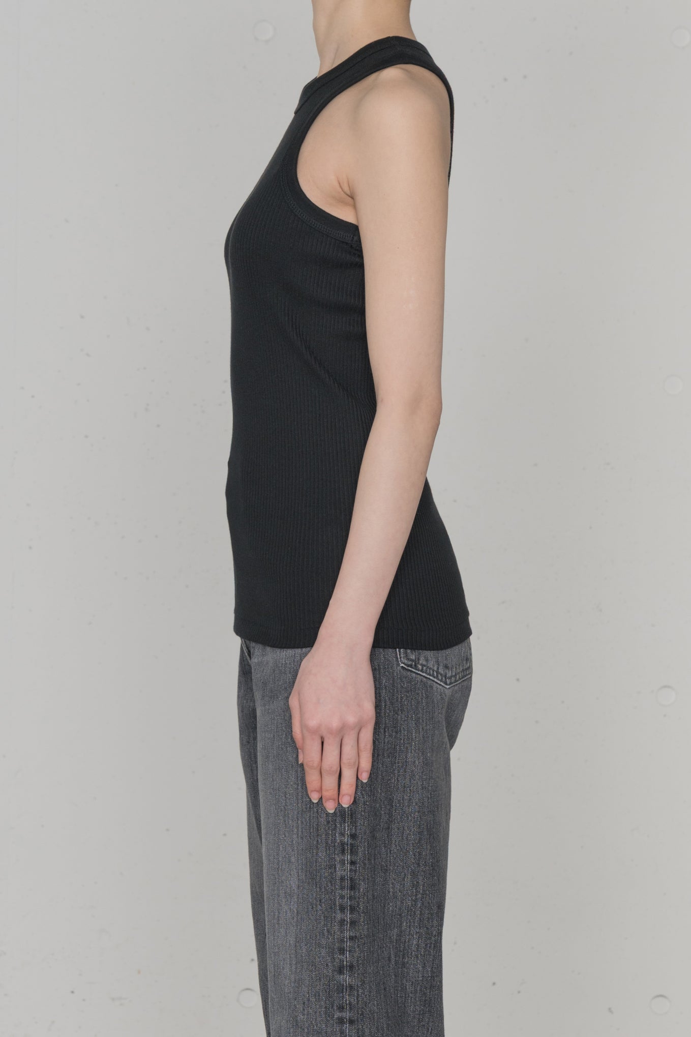 TANK TOP – HYKE ONLINE STORE