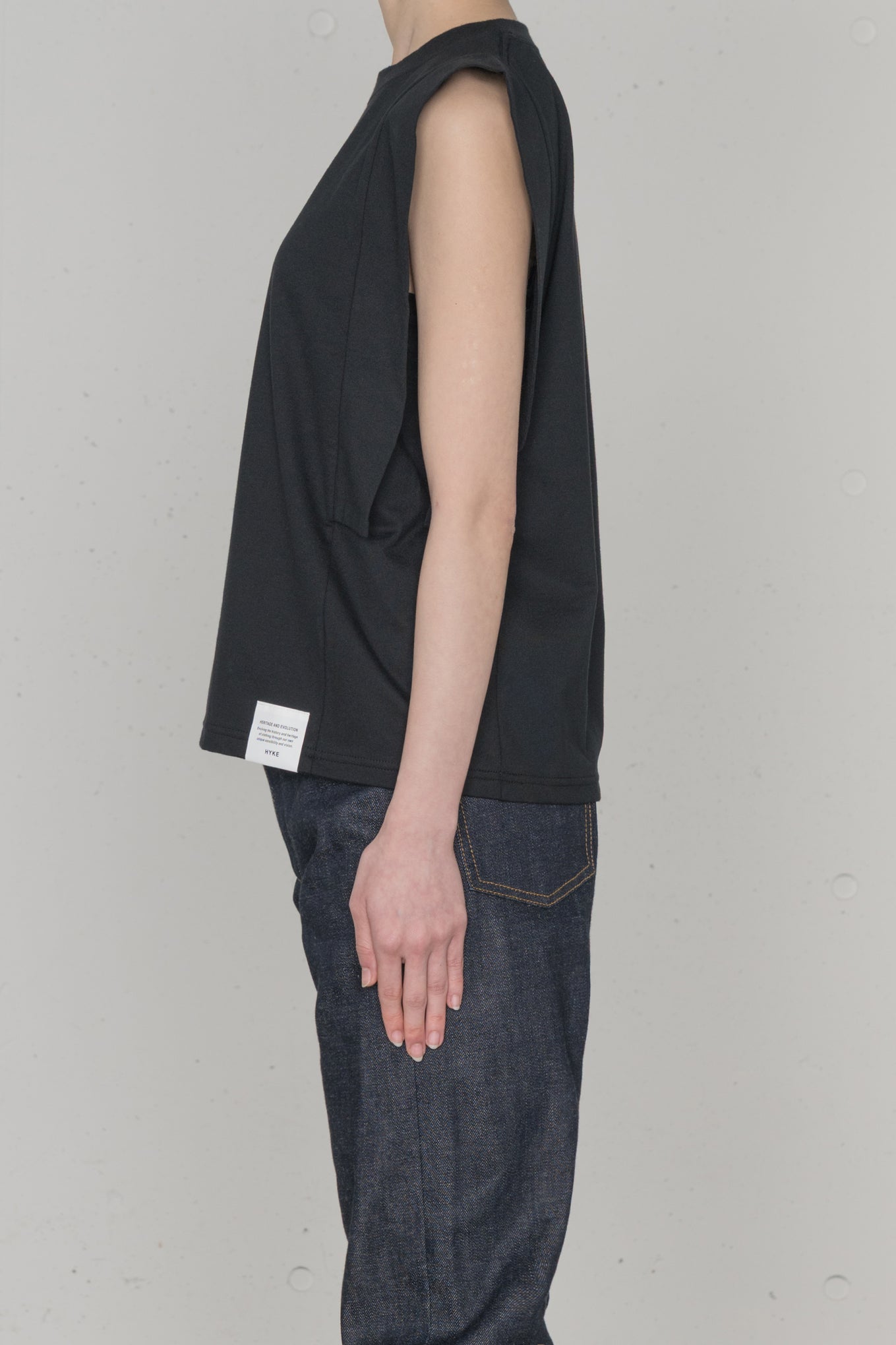POWER SHOULDER TOP (6.5OZ)