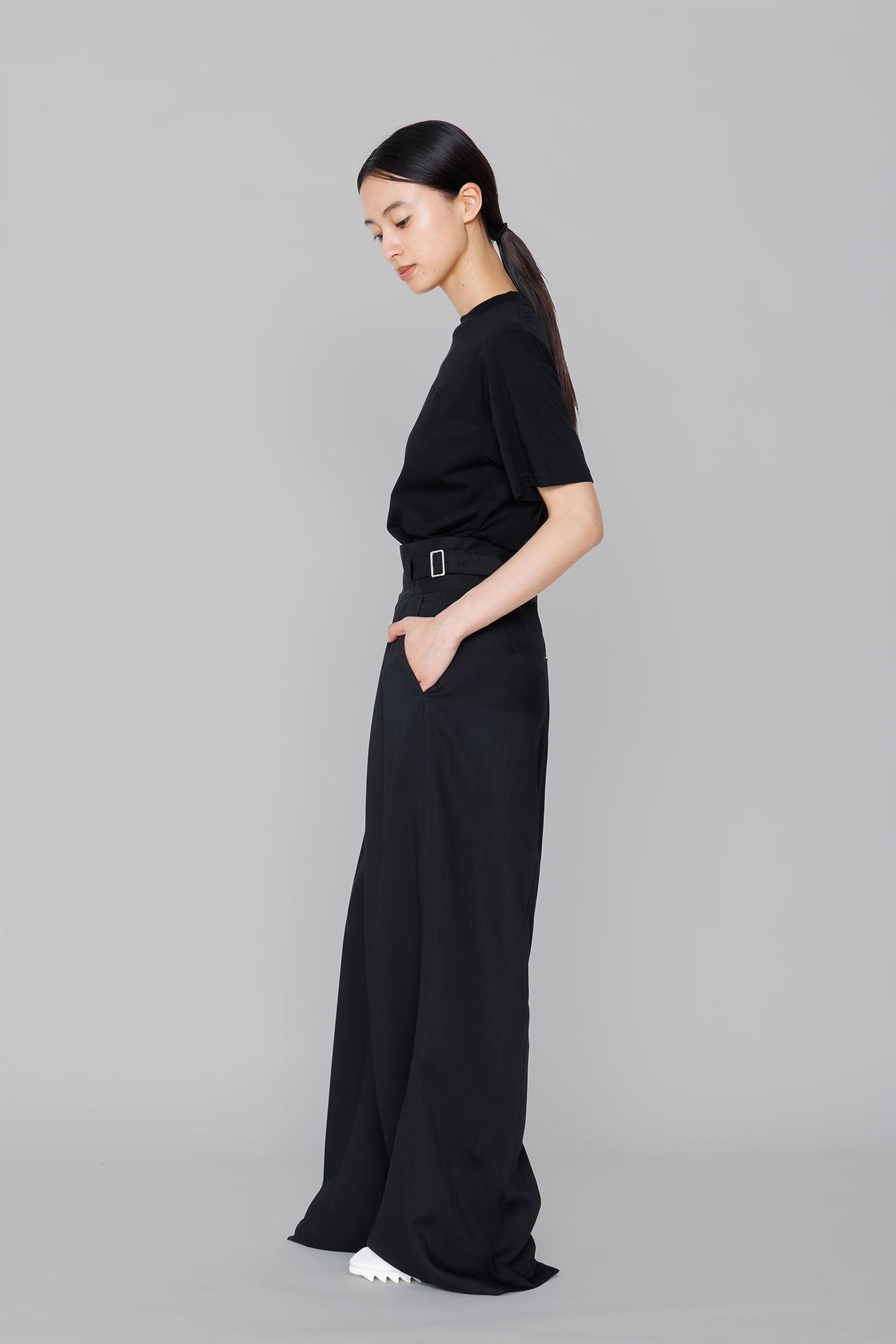 SHEER SHORT-SLV TEE – HYKE ONLINE STORE
