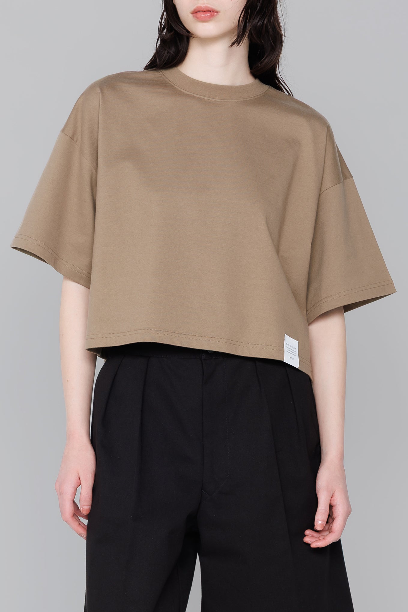 CROPPED SHORT-SLV TEE / BIG FIT (6.5OZ) – HYKE ONLINE STORE